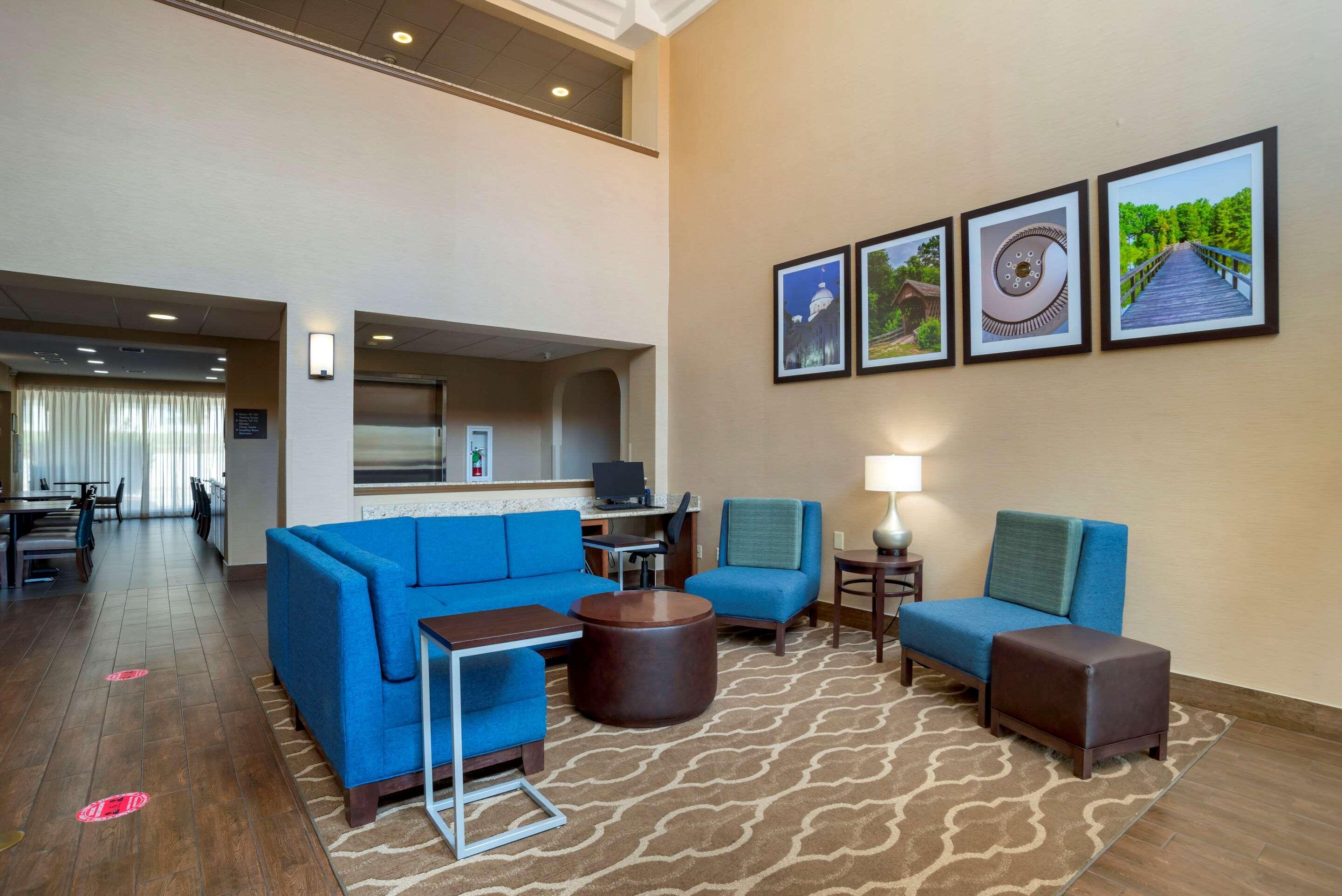 Vista Lobby Comfort Inn Greenville I-65