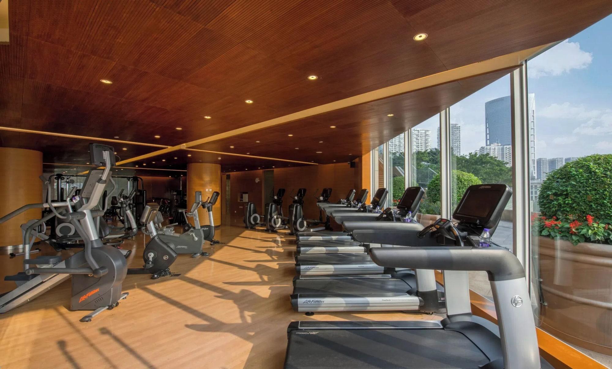 Gimnasio Shangri-La Chengdu
