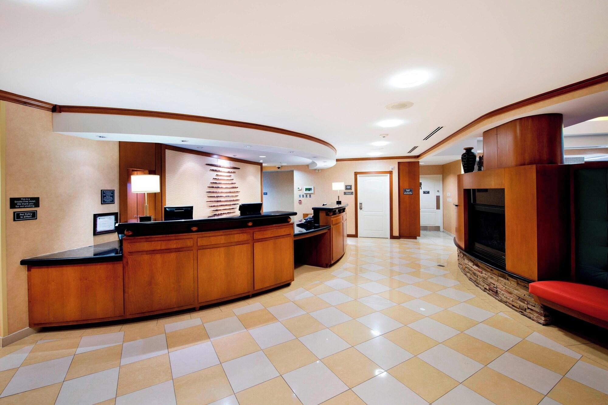 Vista Lobby Residence Inn by Marriott Toronto Vaughan