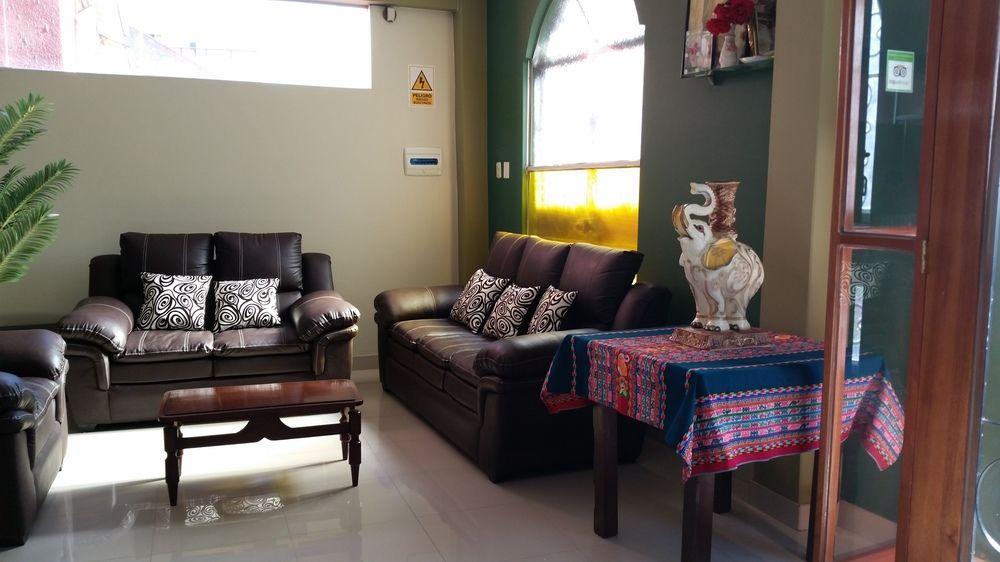 Vista Lobby Hostal Sariri