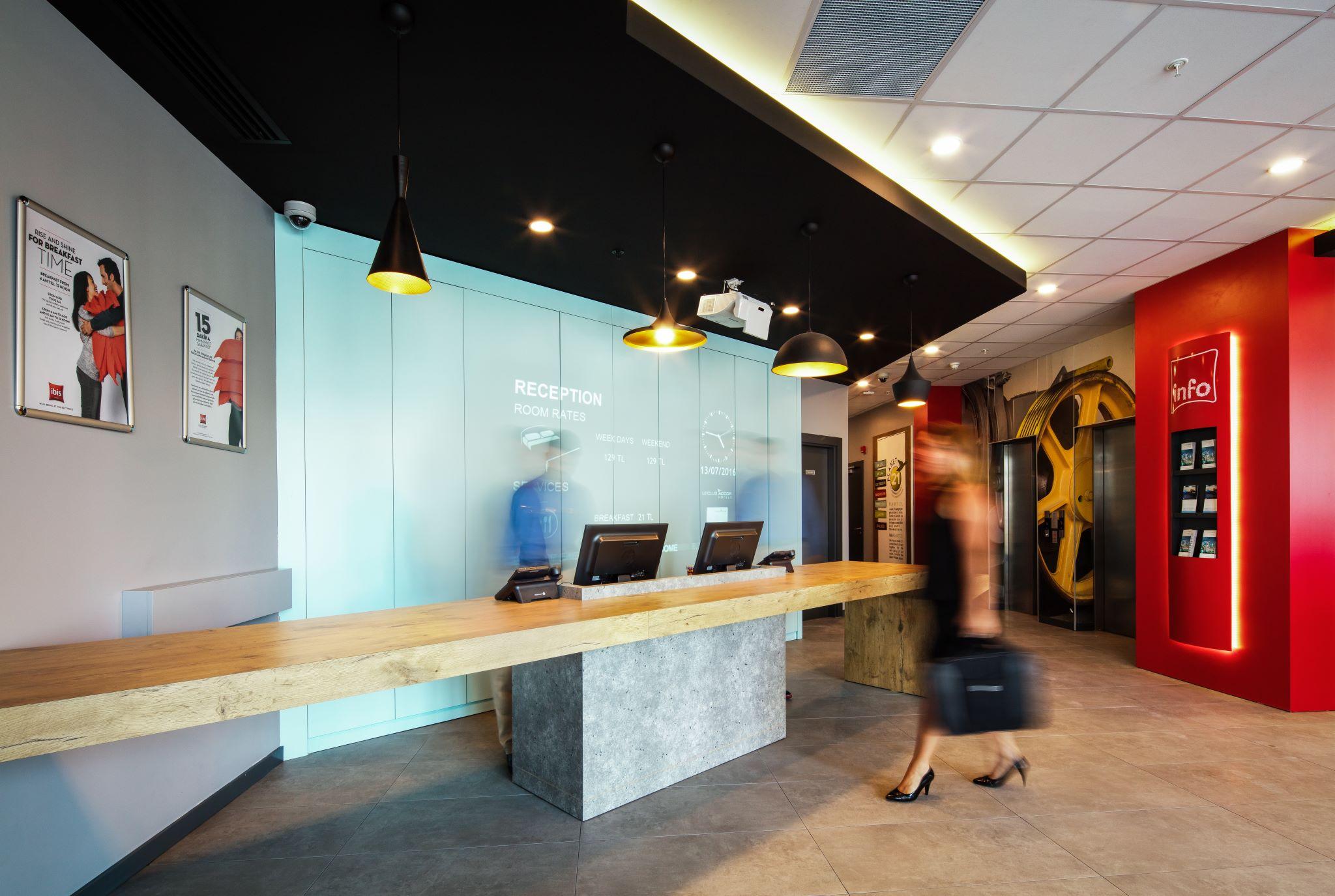 Vista Lobby ibis Istanbul West