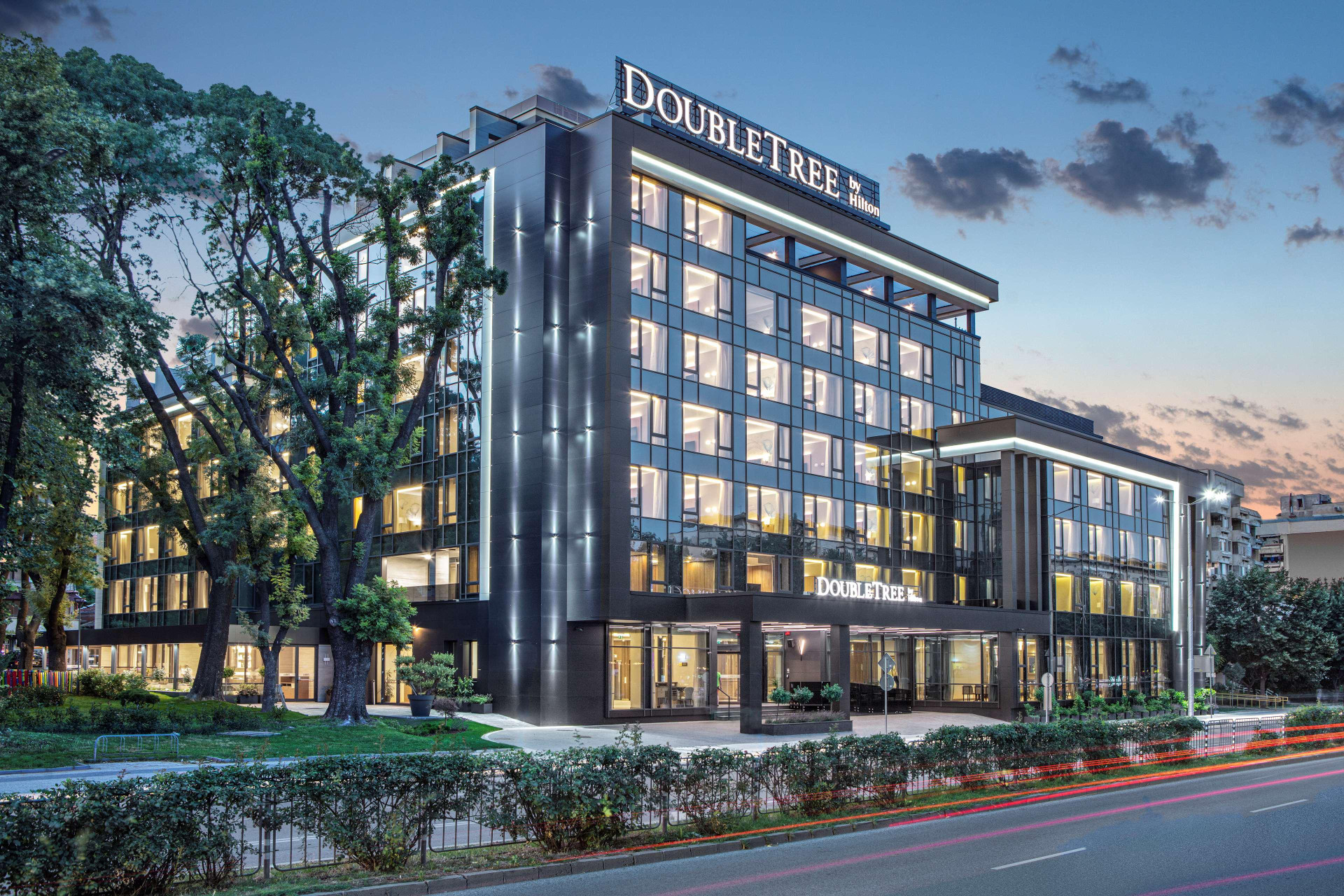 Vista Exterior Doubletree By Hilton Plovdiv Center