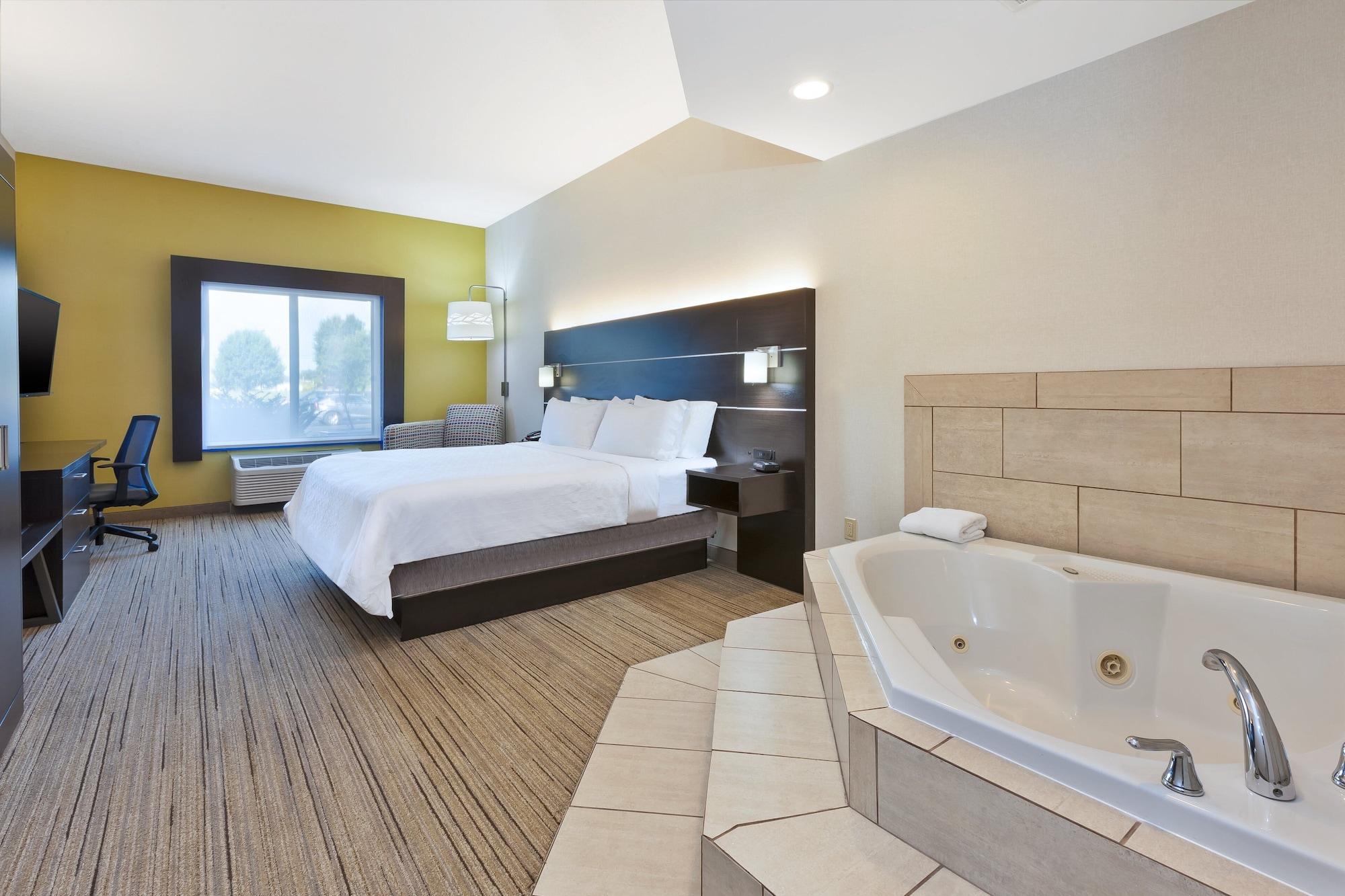 Habitación Holiday Inn Express Hotel & Suites Cleveland - Richfield by IHG