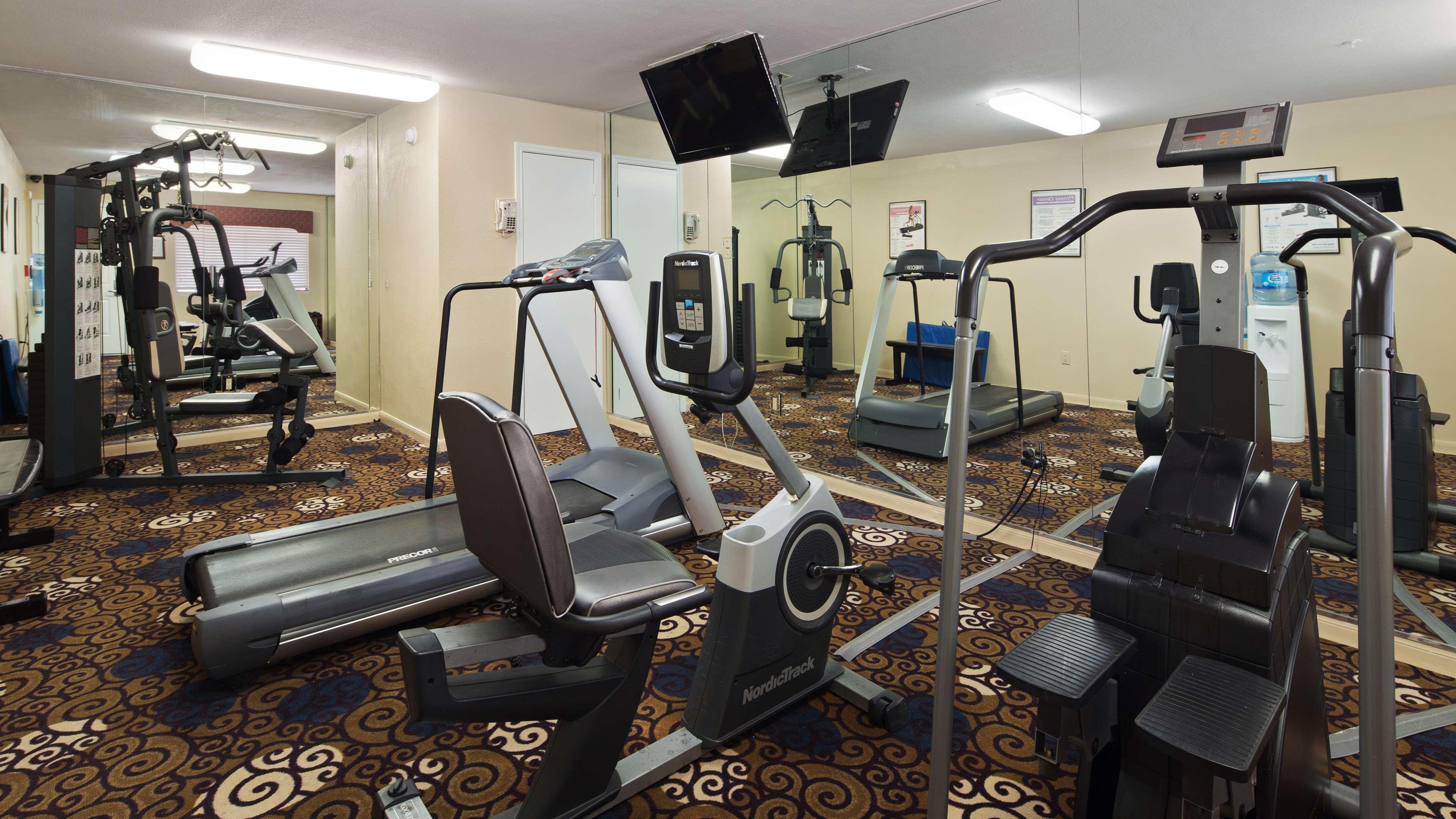 Instalaciones Recreativas SureStay Hotel by Best Western Deer Park