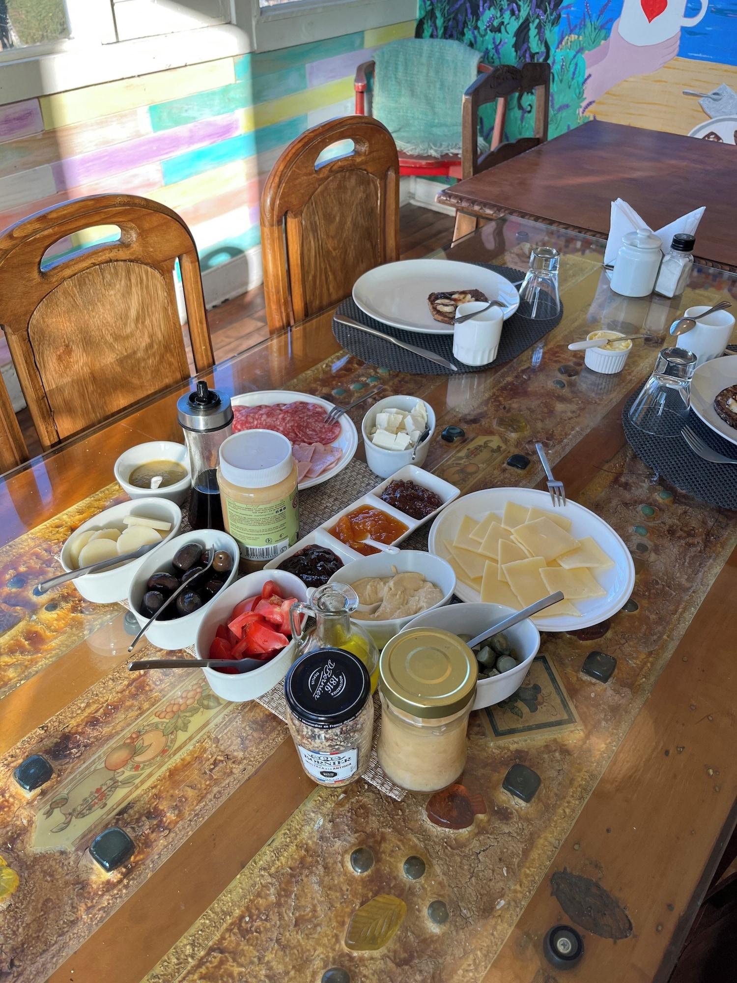 Restaurant BB Casita Yellow