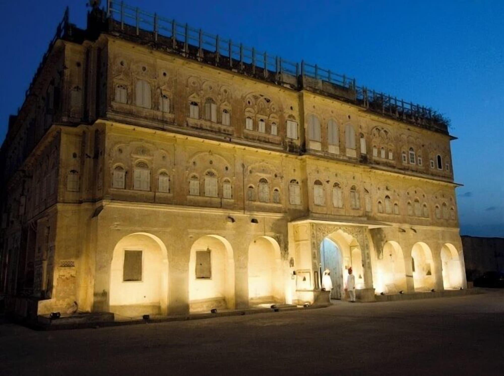 Varios Hotel Saba Haveli