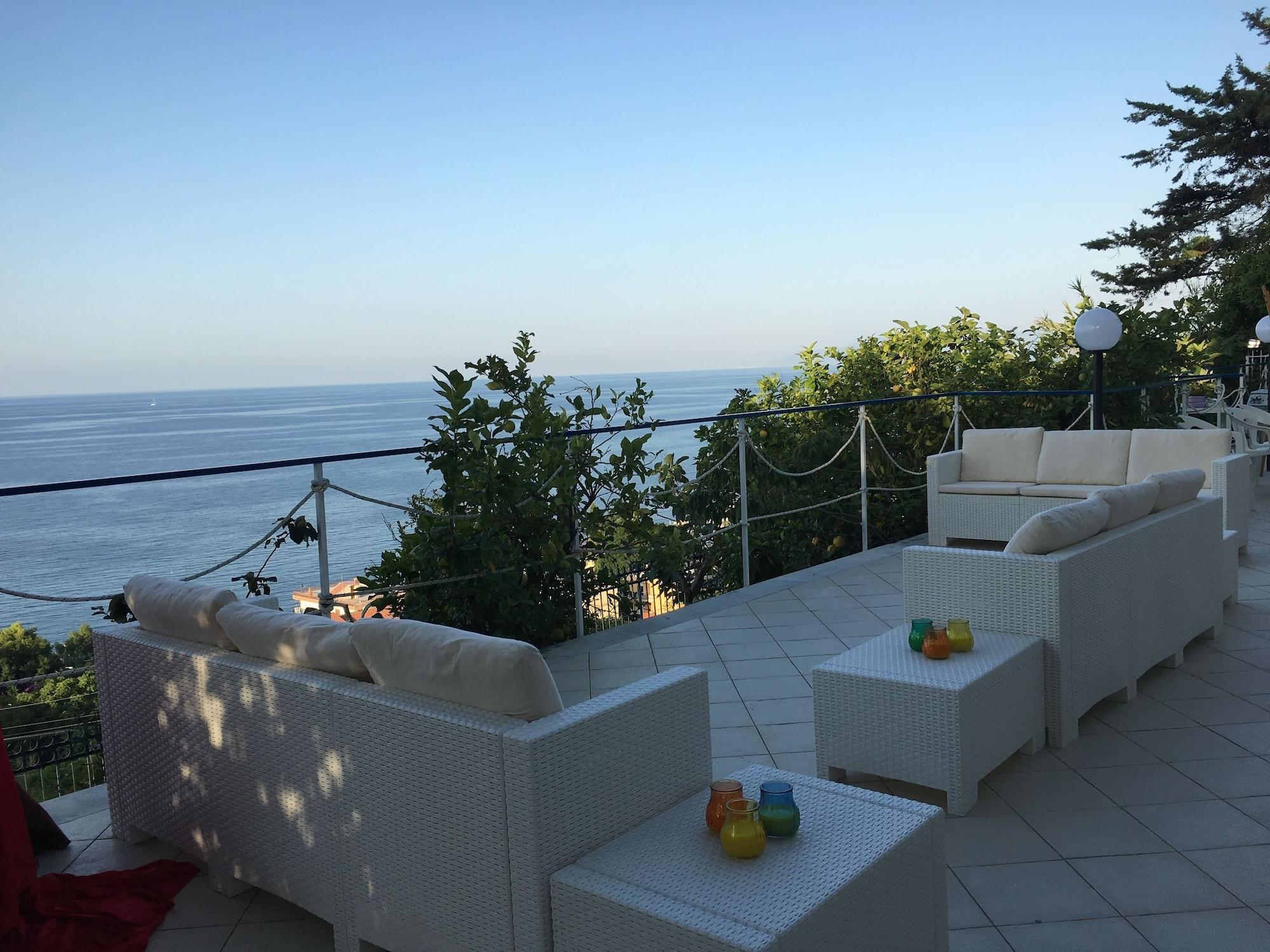 Bar/Salón Blue Island Villa Caterina