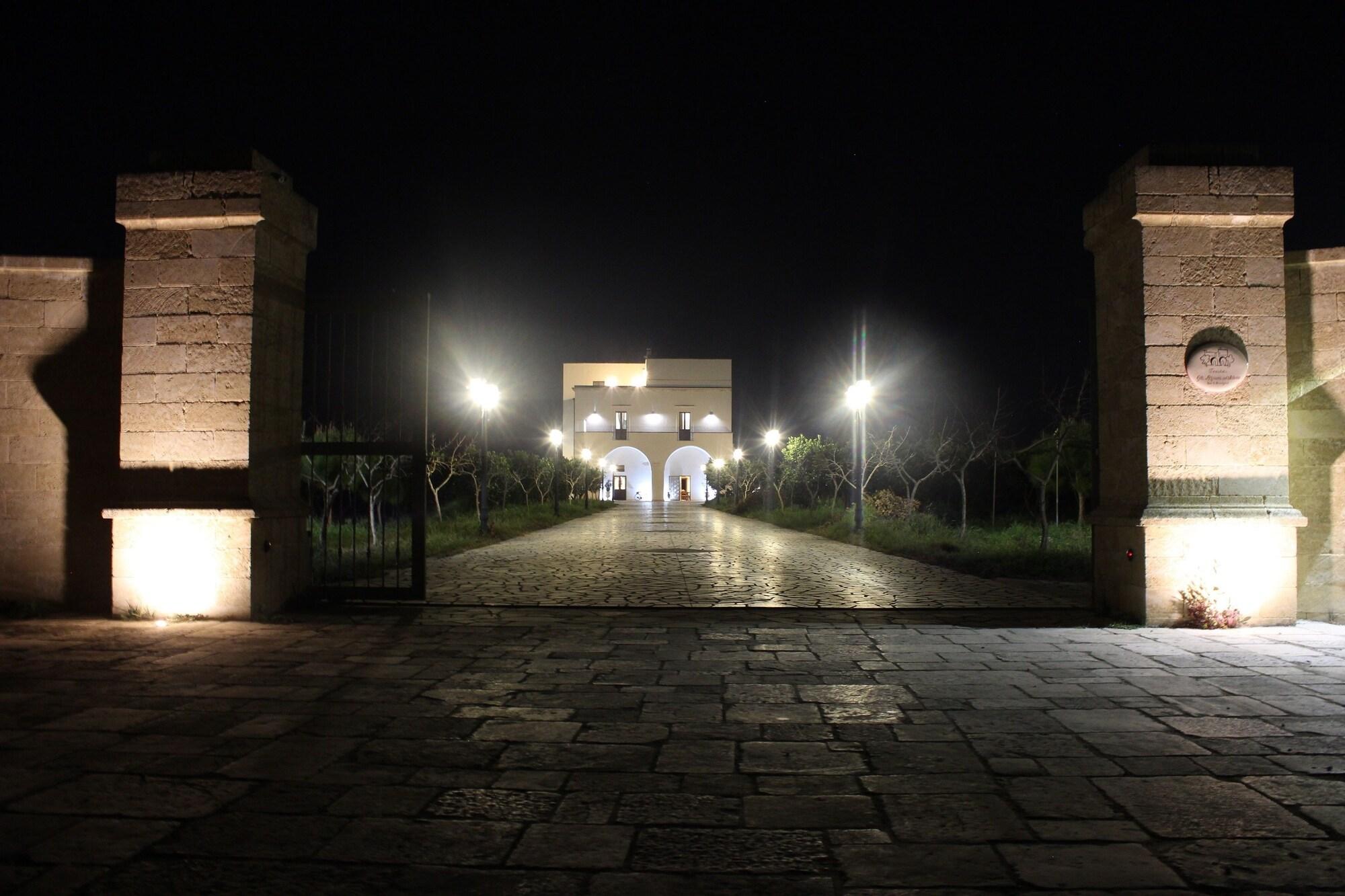 Varios Tenuta Gli Agrumi del Salento