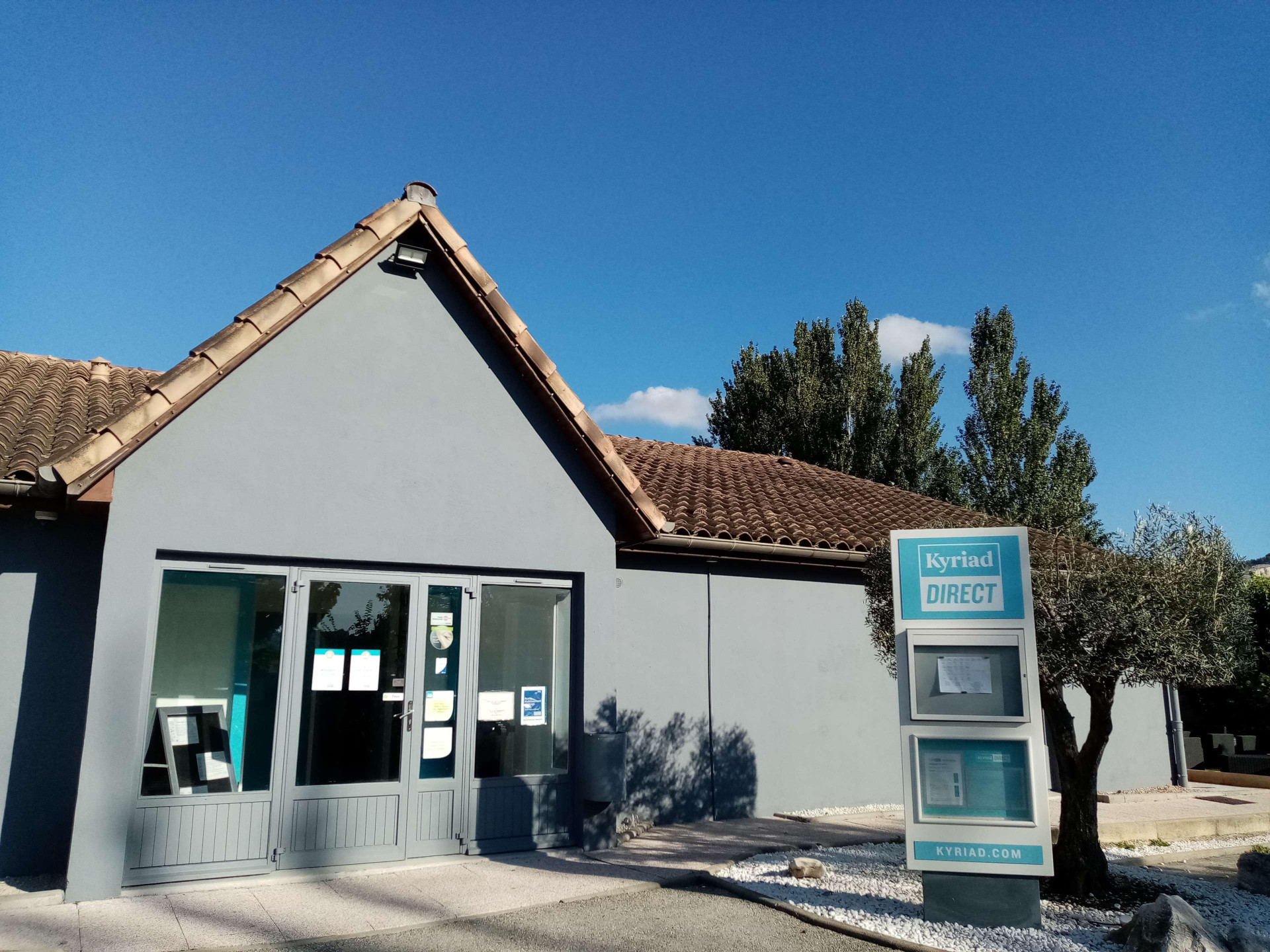 Vista Exterior Kyriad Direct Marseille Est - La Valentine
