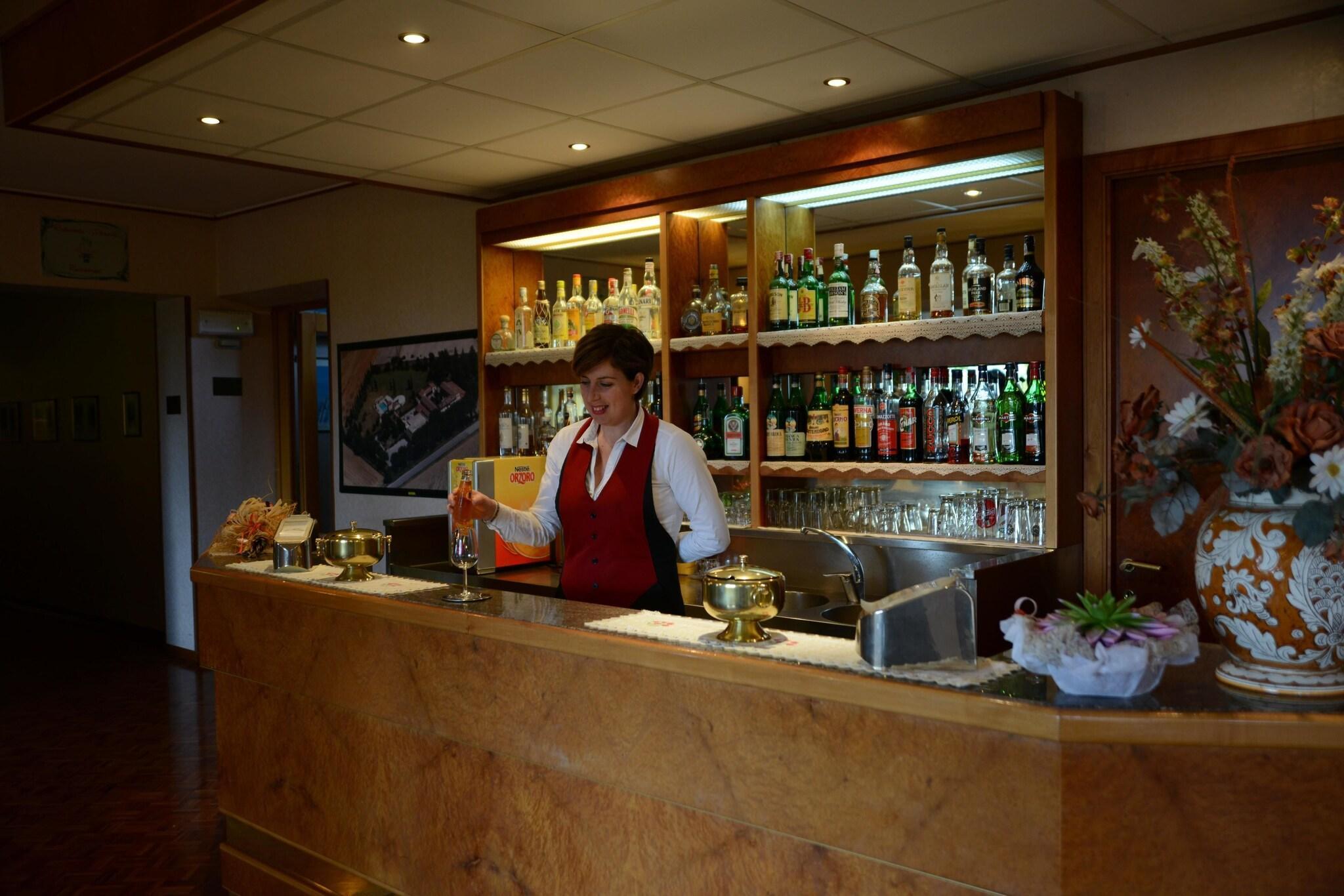 Bar/Salón Vega Hotel Perugia