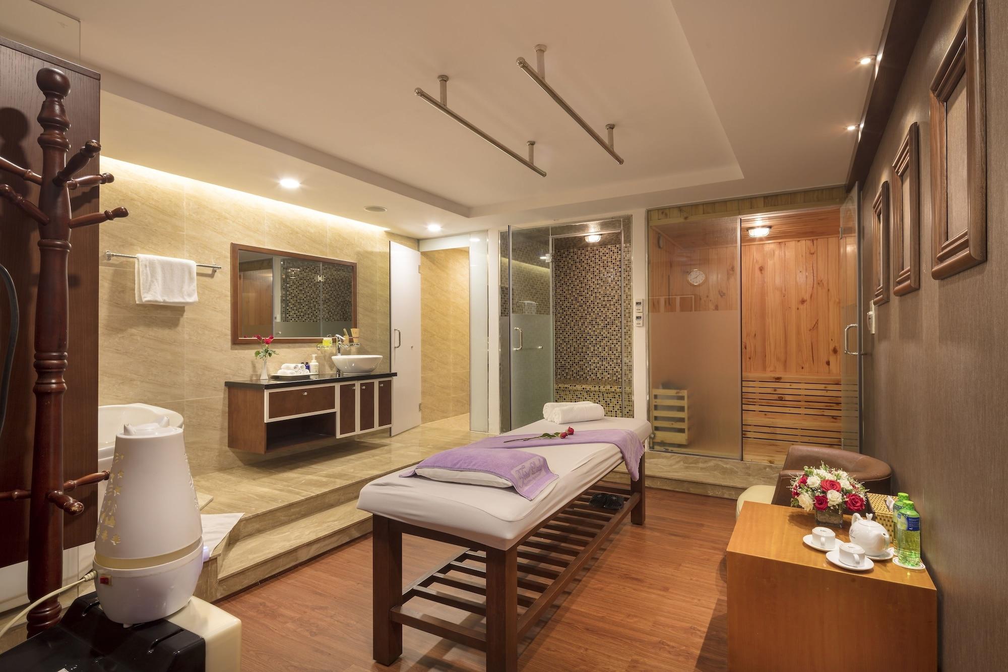 Vista Exterior TTC Hotel Premium Ngoc Lan
