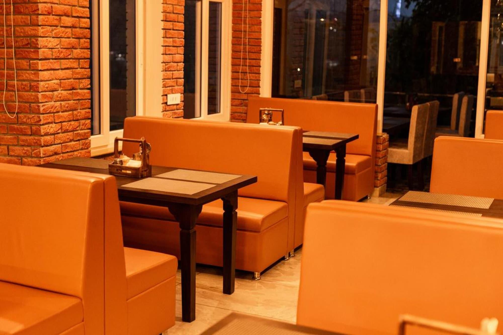 Restaurant Aaravam Ganga Boutique Hotel Rishikesh