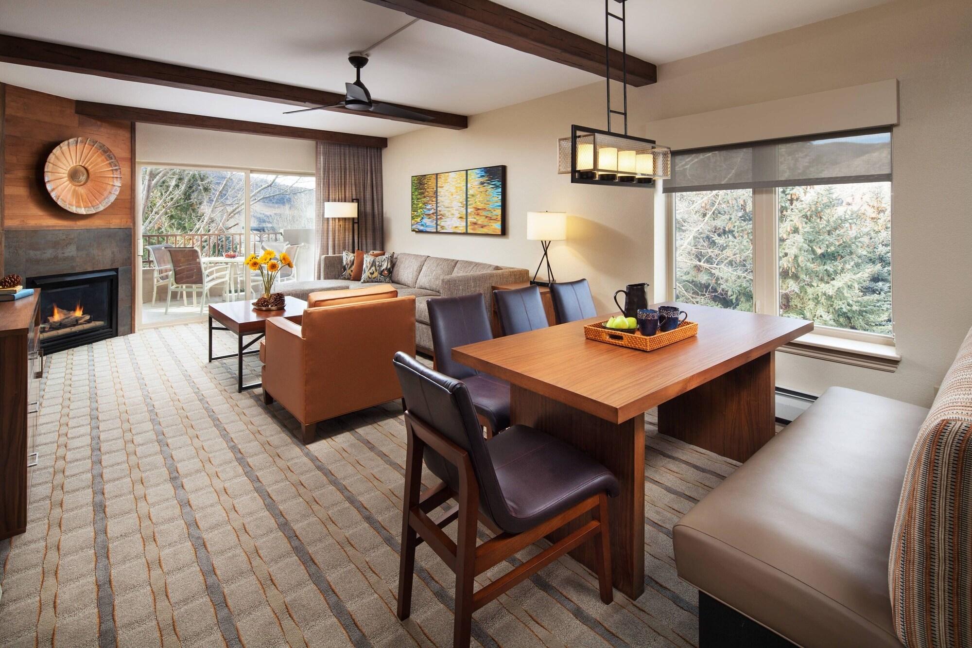 Varios Sheraton Lakeside Terrace Villas at Mountain Vista, Avon, Vail Valley