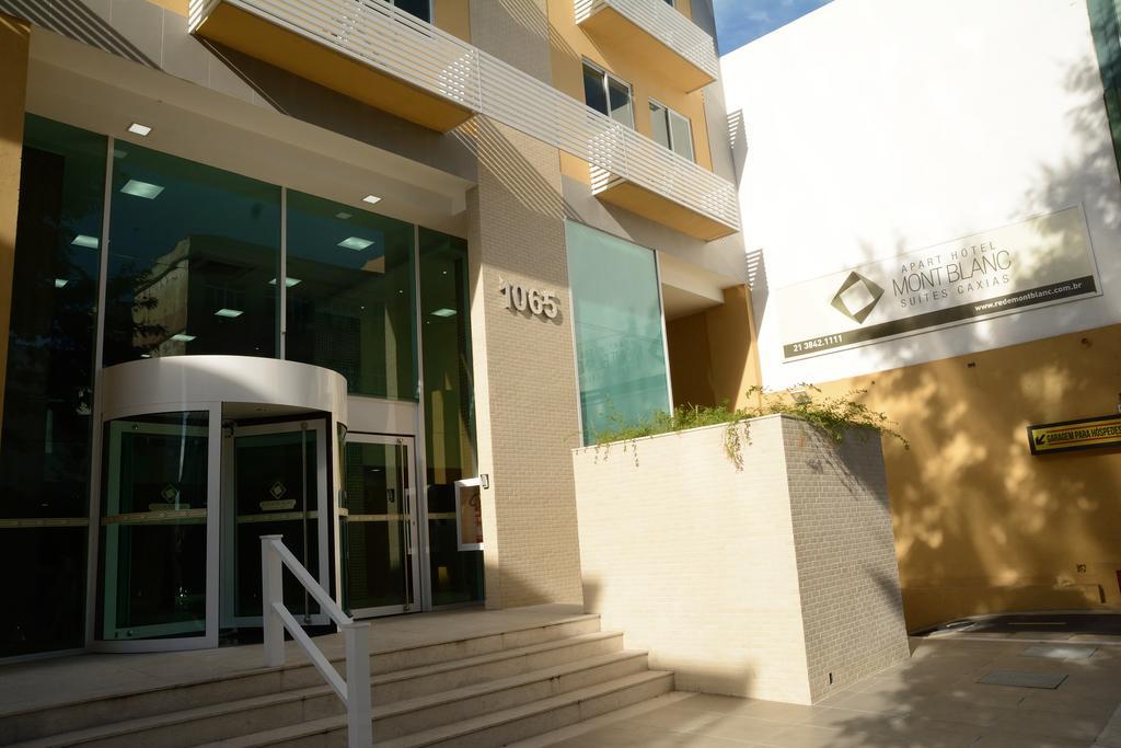 Vista Exterior Mont Blanc Suites Duque de Caxias