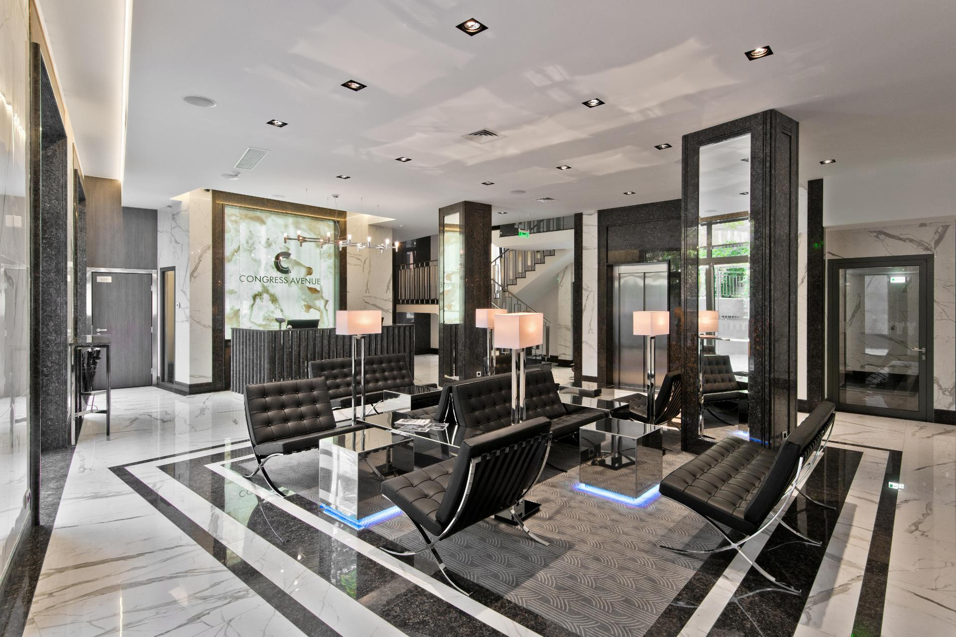 Vista Lobby Hotel Congress Avenue