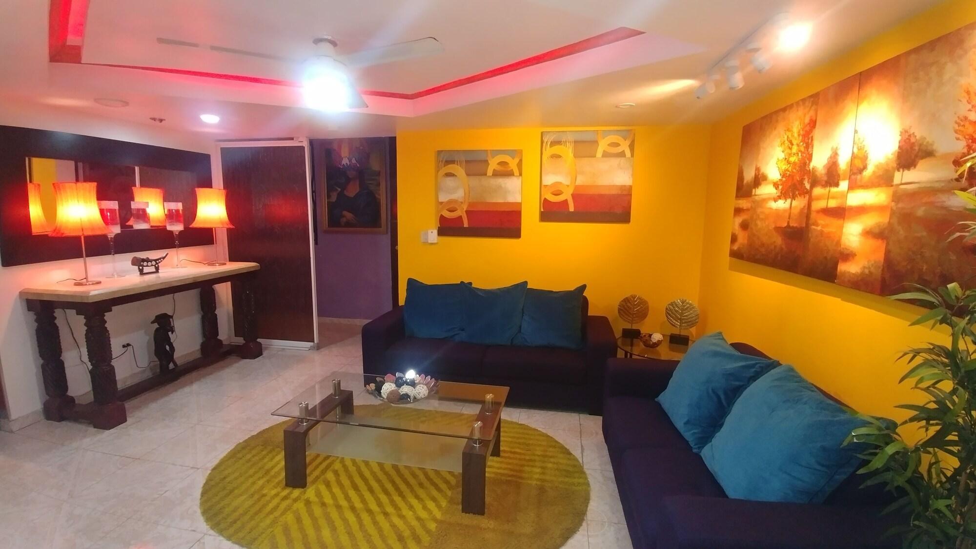 Vista Lobby Hotel Riparbella