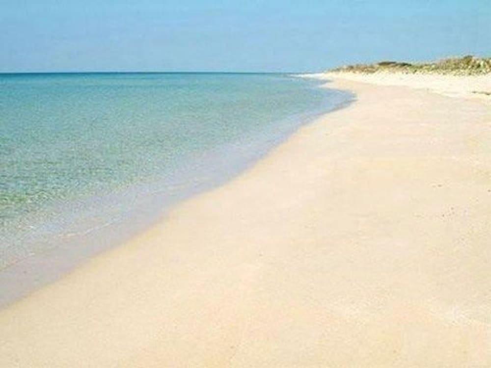 Playa Li Spiri Bed & Breakfast