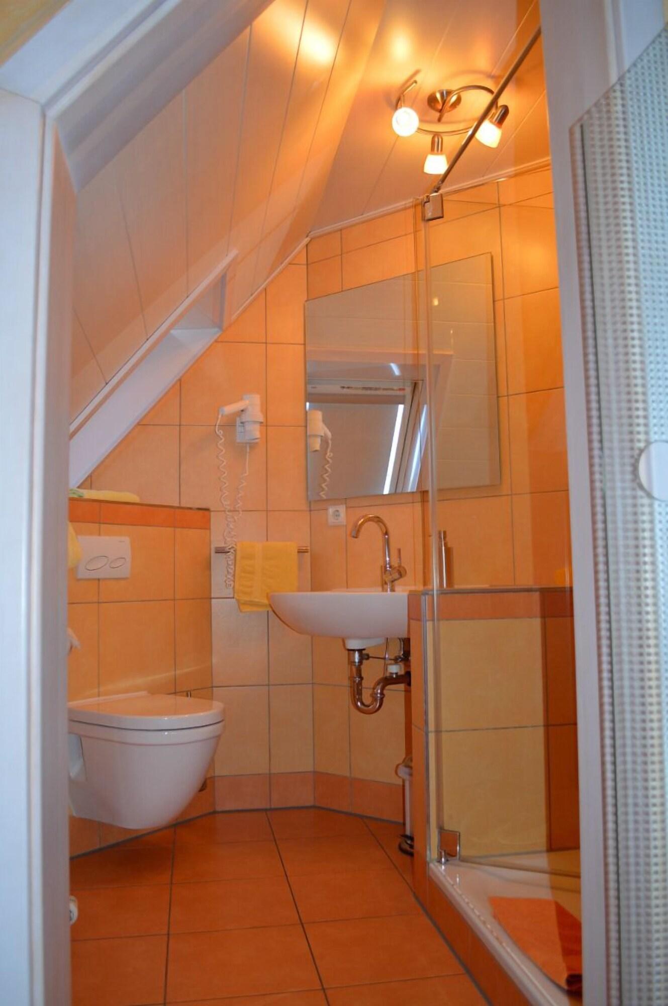 Equipamiento de Habitación Hotel Garni Zur Krone
