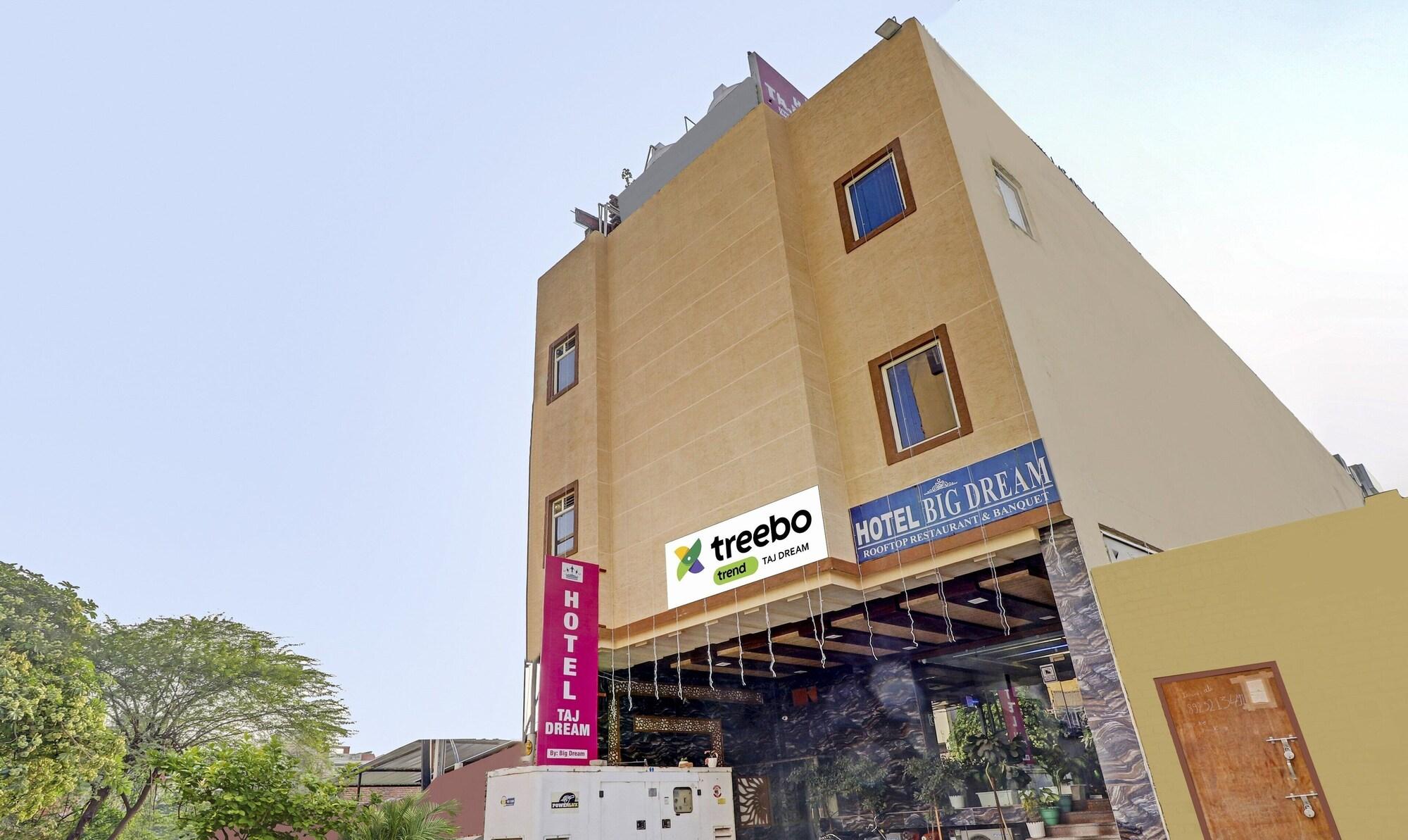 Vista Exterior Treebo Taj Dream