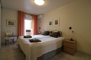 Alquiler Vacacional - The perfect holiday apartment with balcony and AC, near the Port!