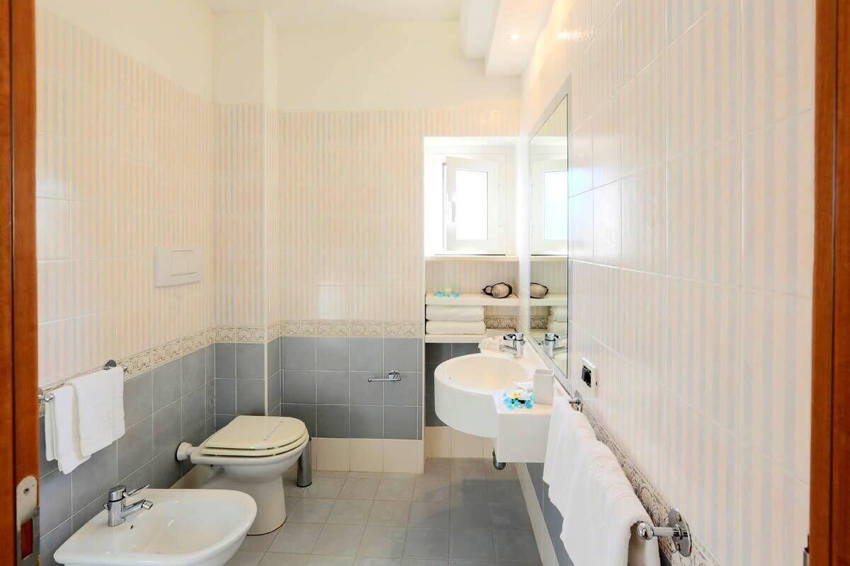 Equipamiento de Habitación Hotel Sporting