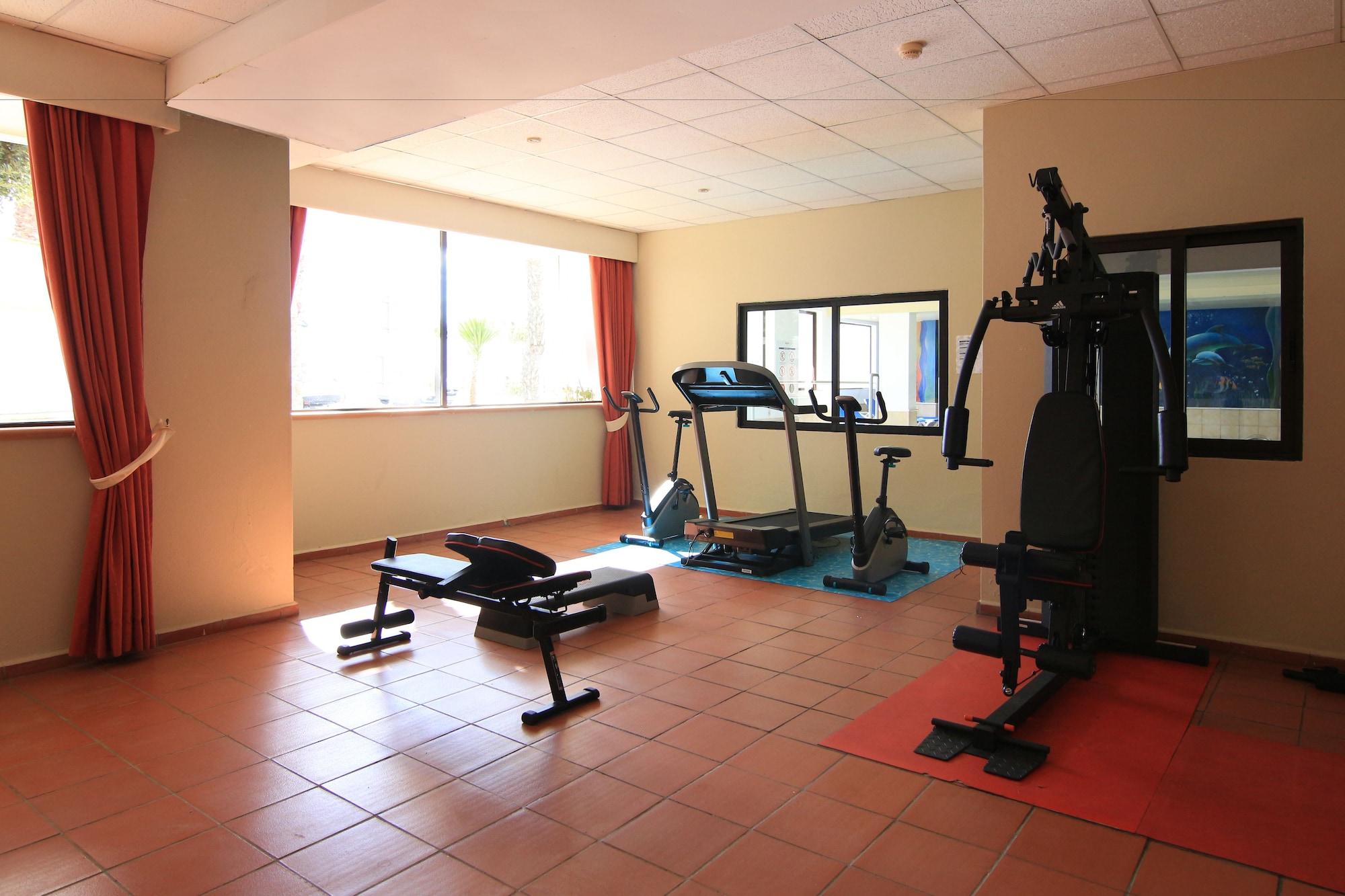 Gimnasio Monica Isabel Beach Club