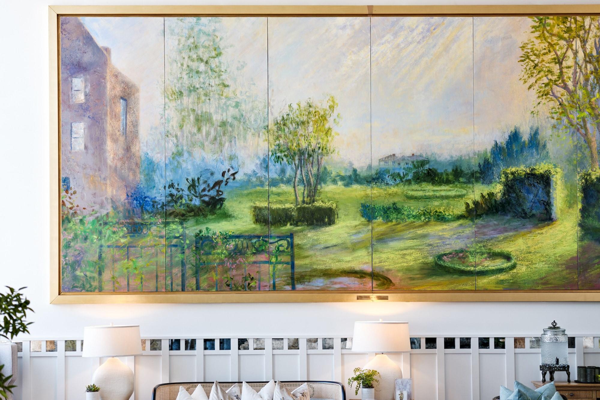 Vista Lobby The Loutrel