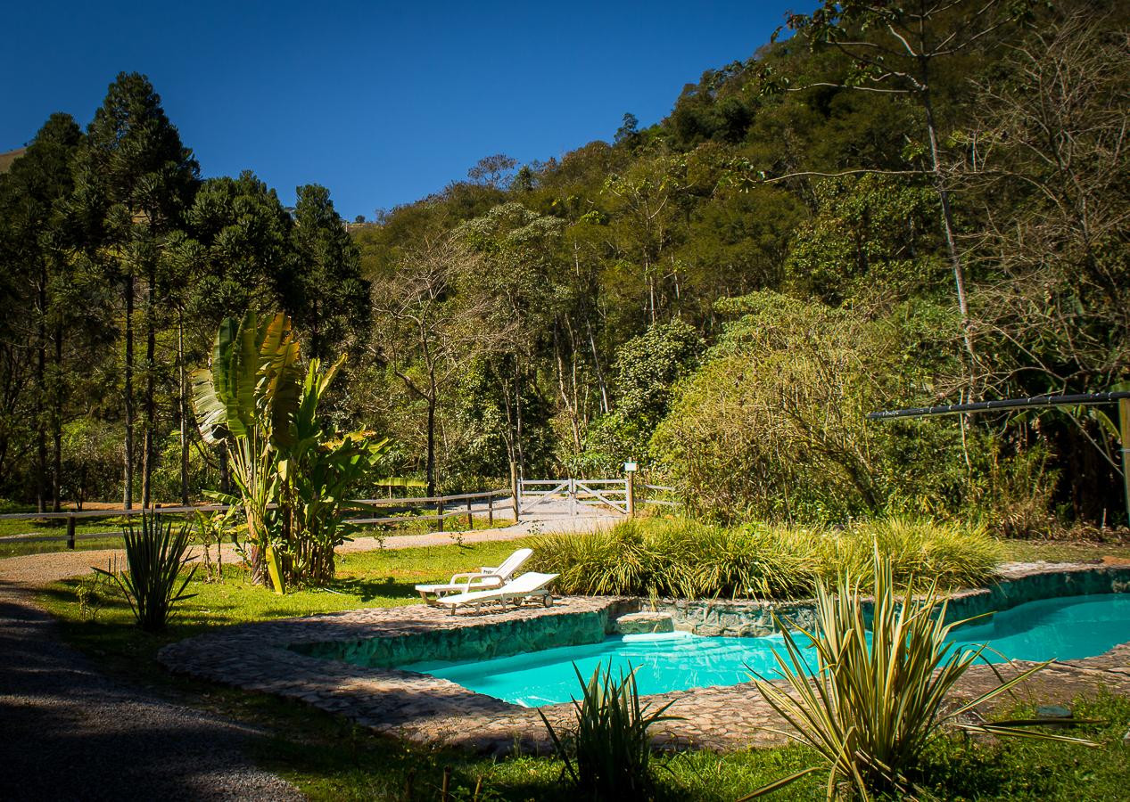Vista Piscina Pousada Vila Santa Barbara