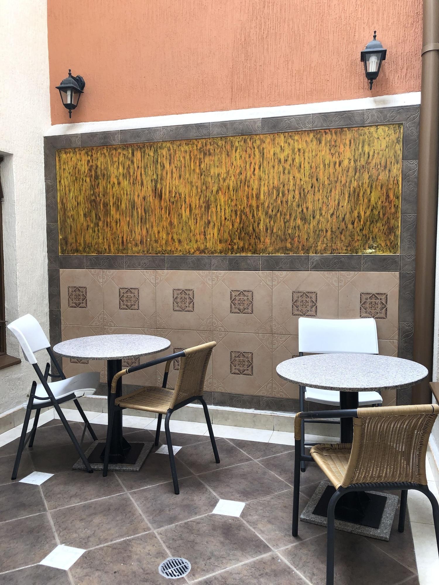 Restaurant Suites Ejecutivas 57 Inn