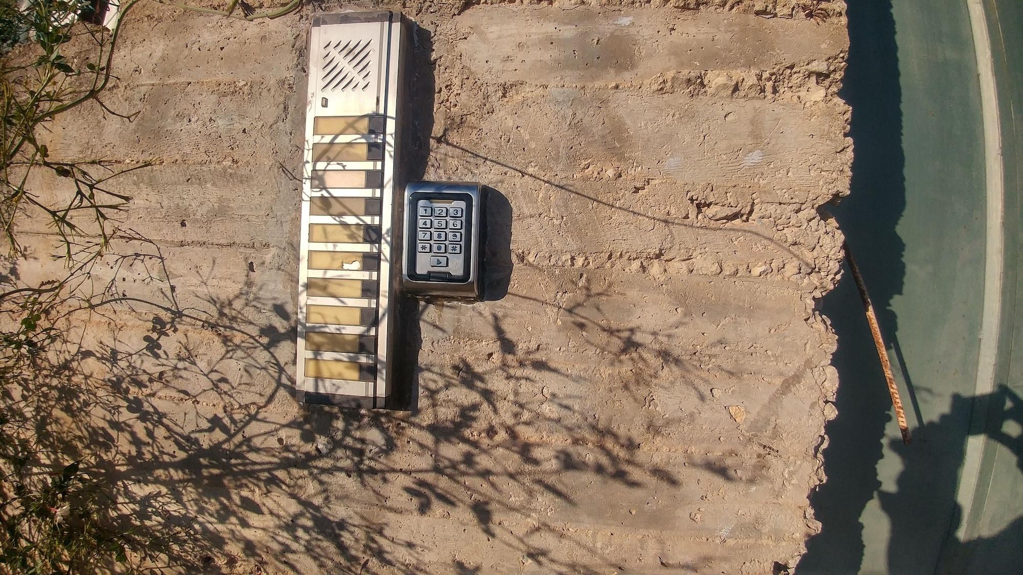 Vista Exterior Barmil Resident