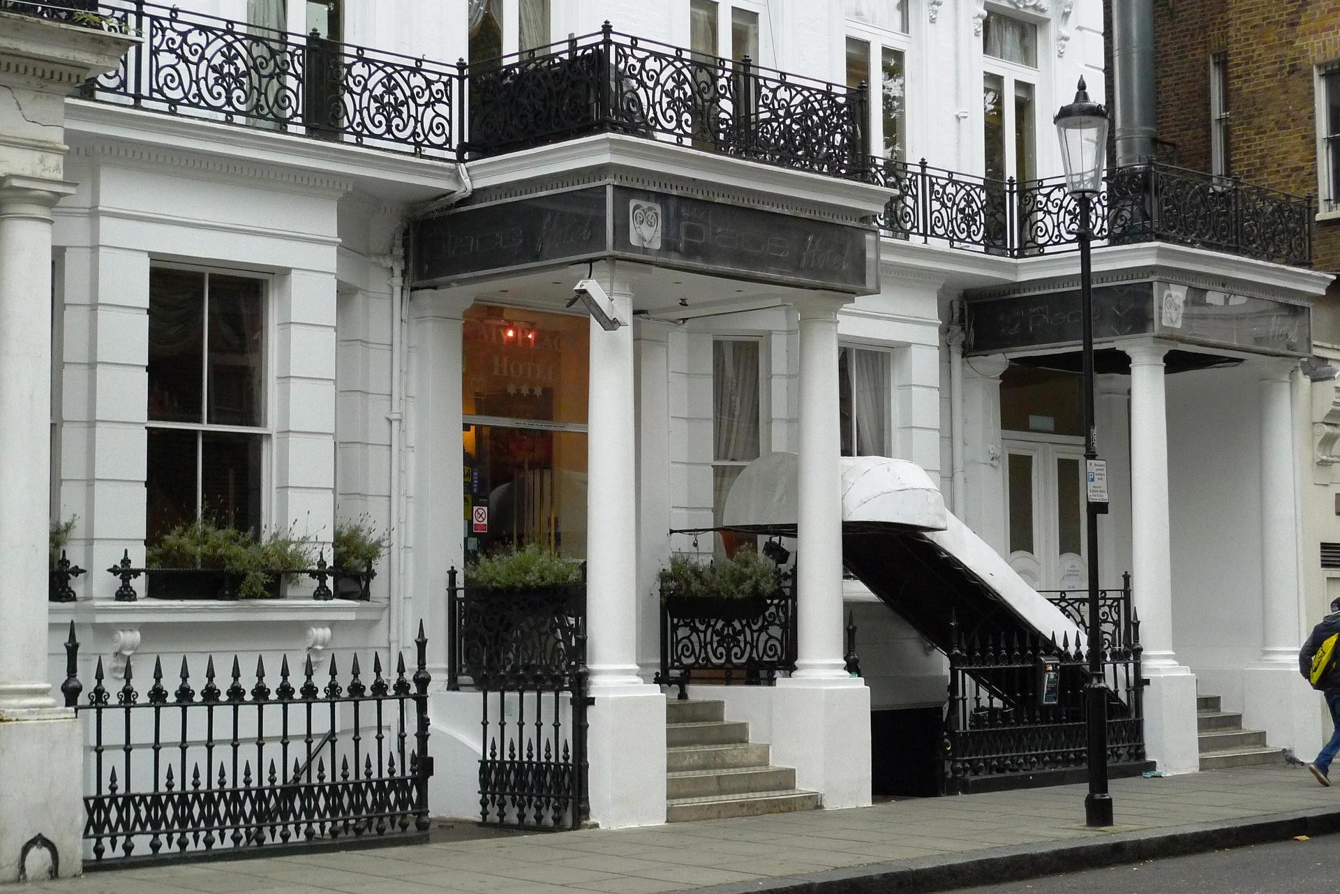 Vista Exterior My Place Hotel