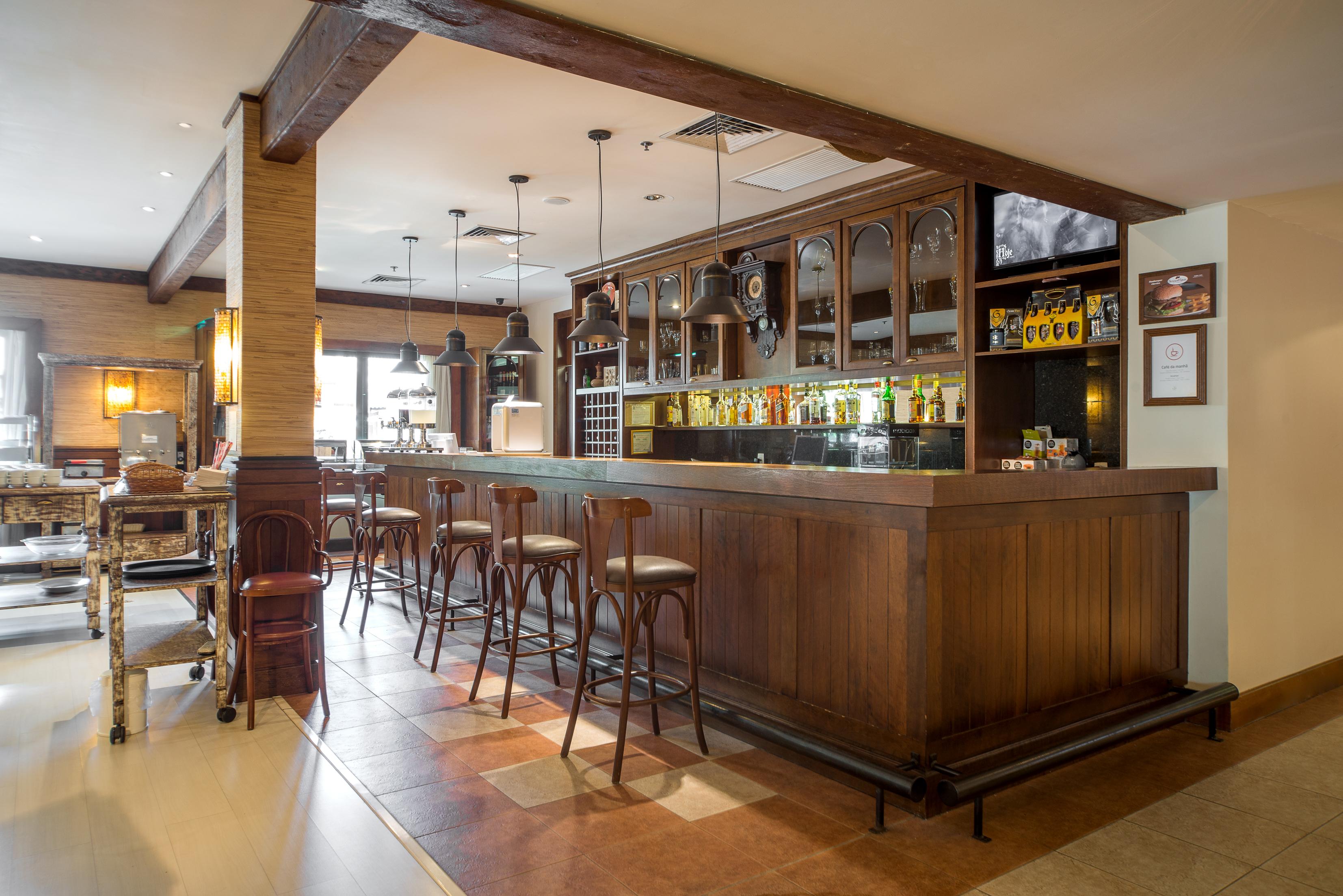 Bar/Salón Sky Borges Hotel Alpenhaus