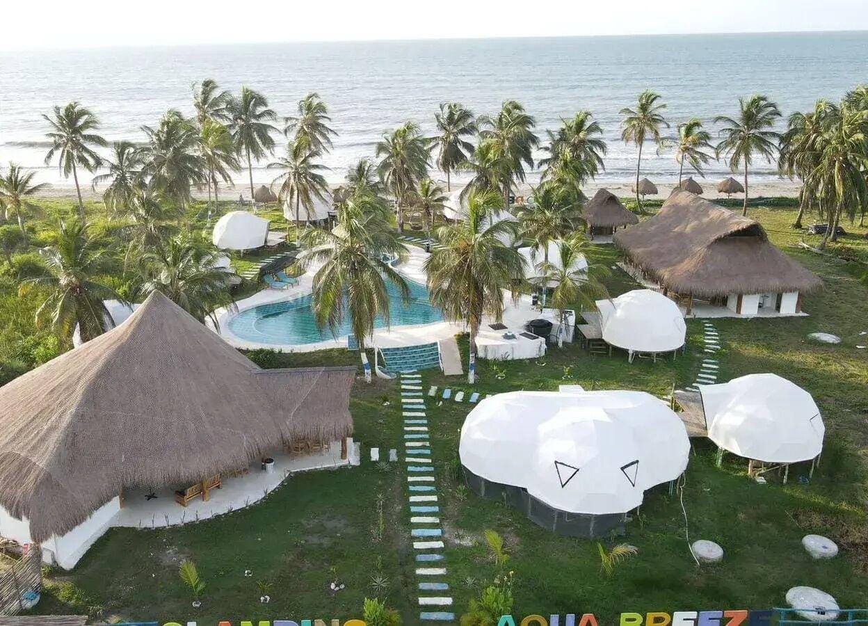 Vista Exterior AQUA BREEZE GLAMPING