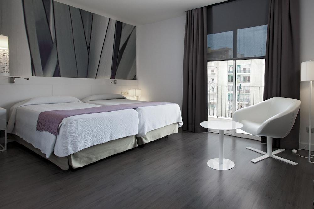 Hotel NH Barcelona Stadium