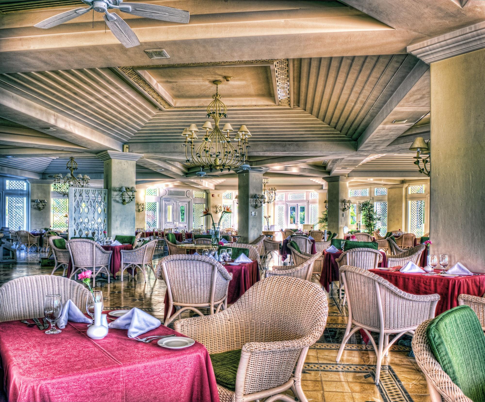 Restaurant Pueblo Bonito Emerald Luxury Villas & Spa - All Inclusive