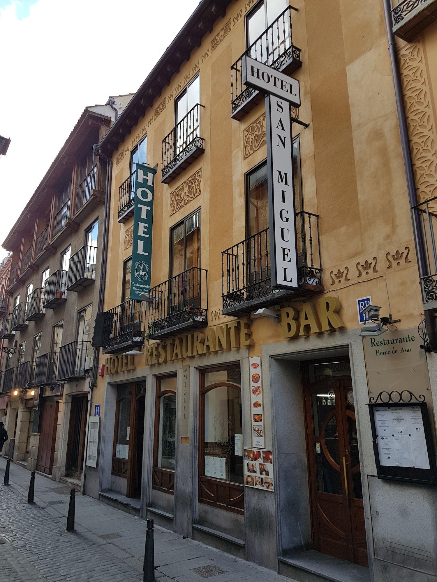 Vista Exterior Hotel San Miguel