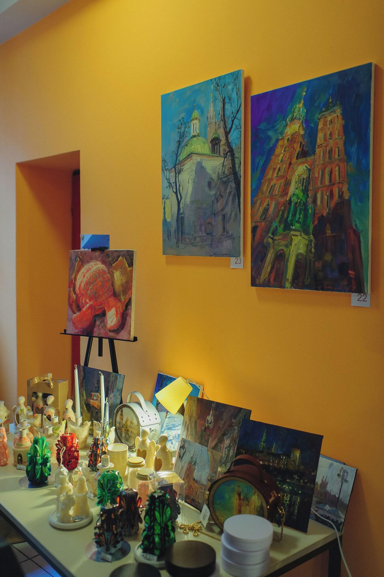 Vista Lobby Art Inn Space