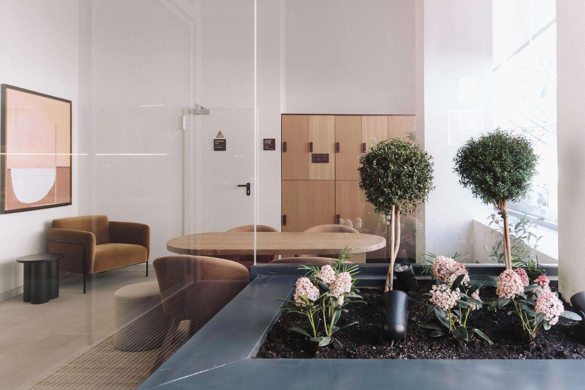 Vista Exterior Aspasios Sofia Apartments