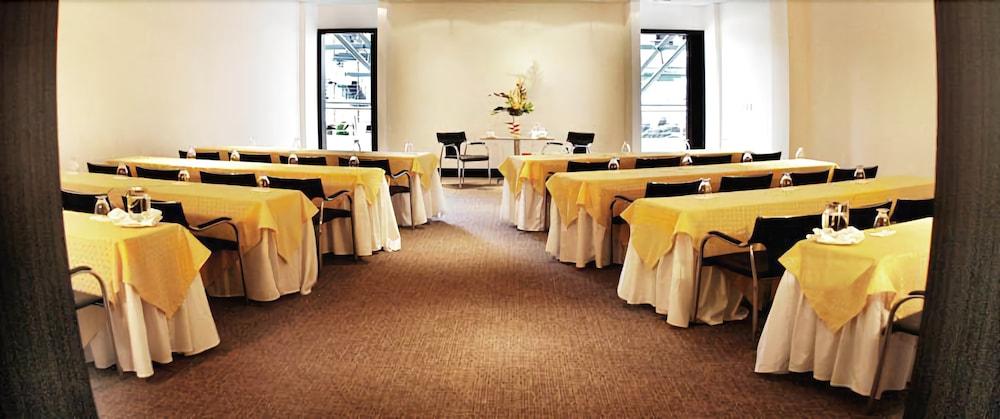 Hotel Spiwak Chipichape Cali