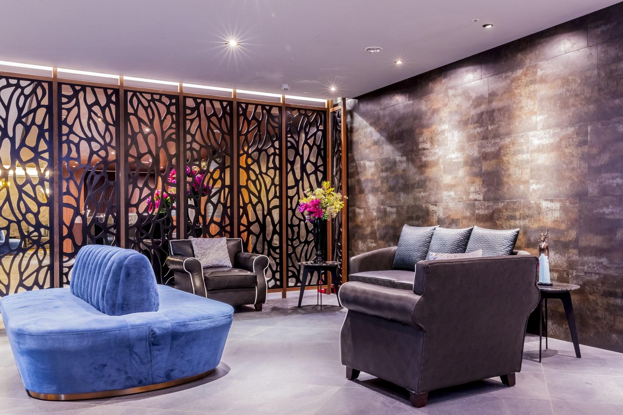 Vista Lobby Saint Art Hotel