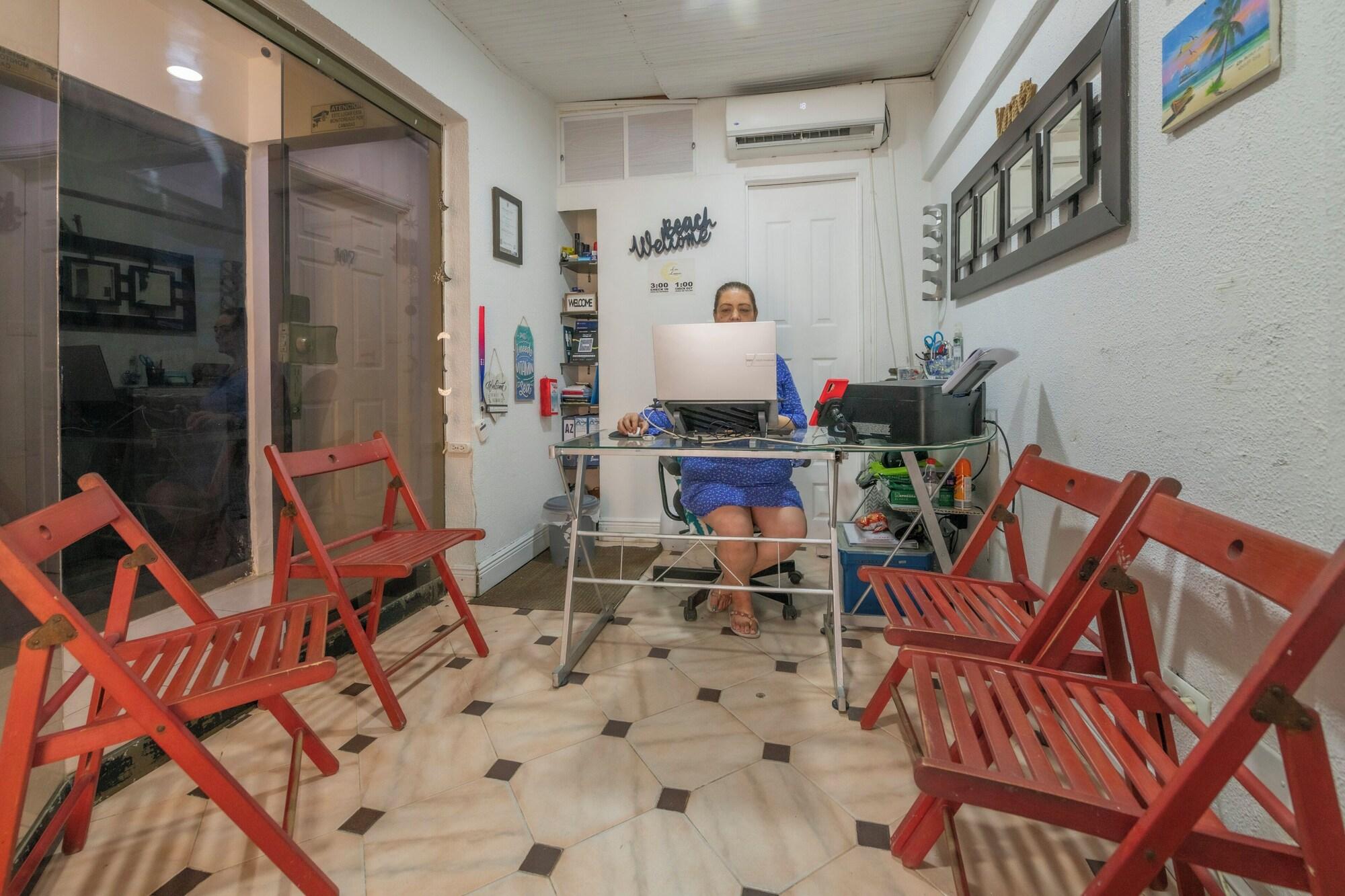 Vista Lobby Hotel Las Lunas