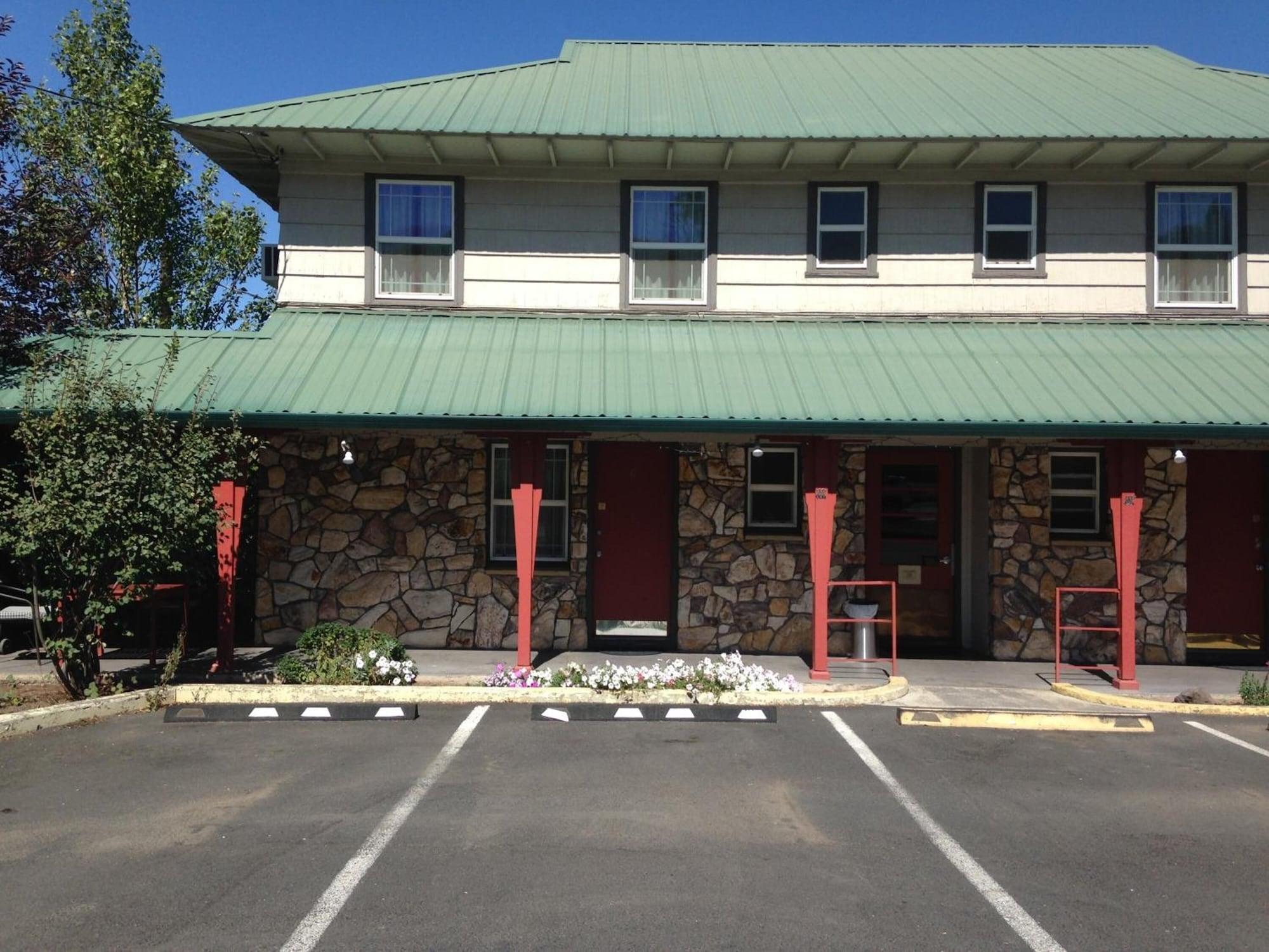 Vista Exterior Rugged Country Lodge