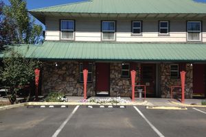 Alojamiento - Rugged Country Lodge