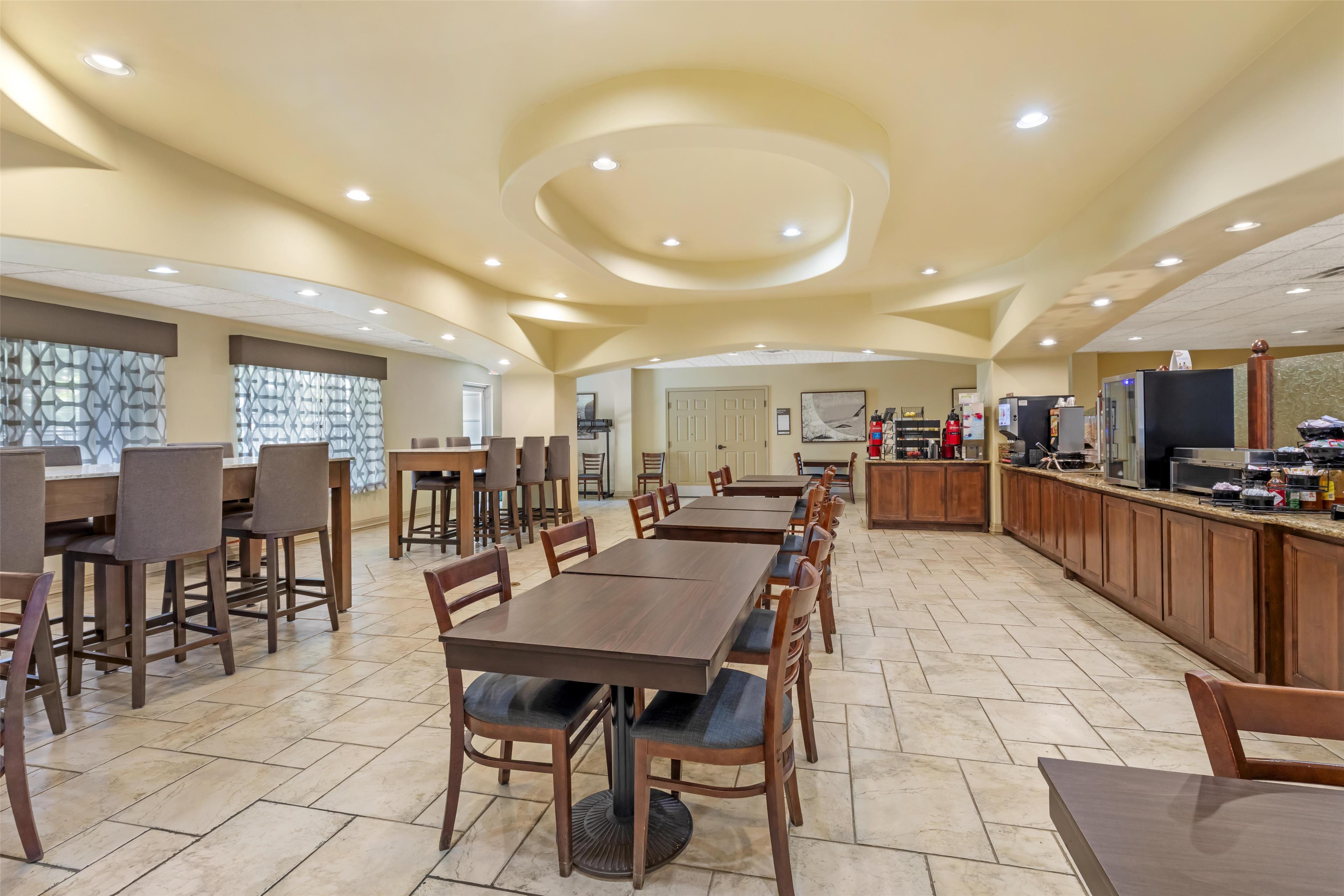 Restaurant Best Western Plus Monica Royale Inn & Suites