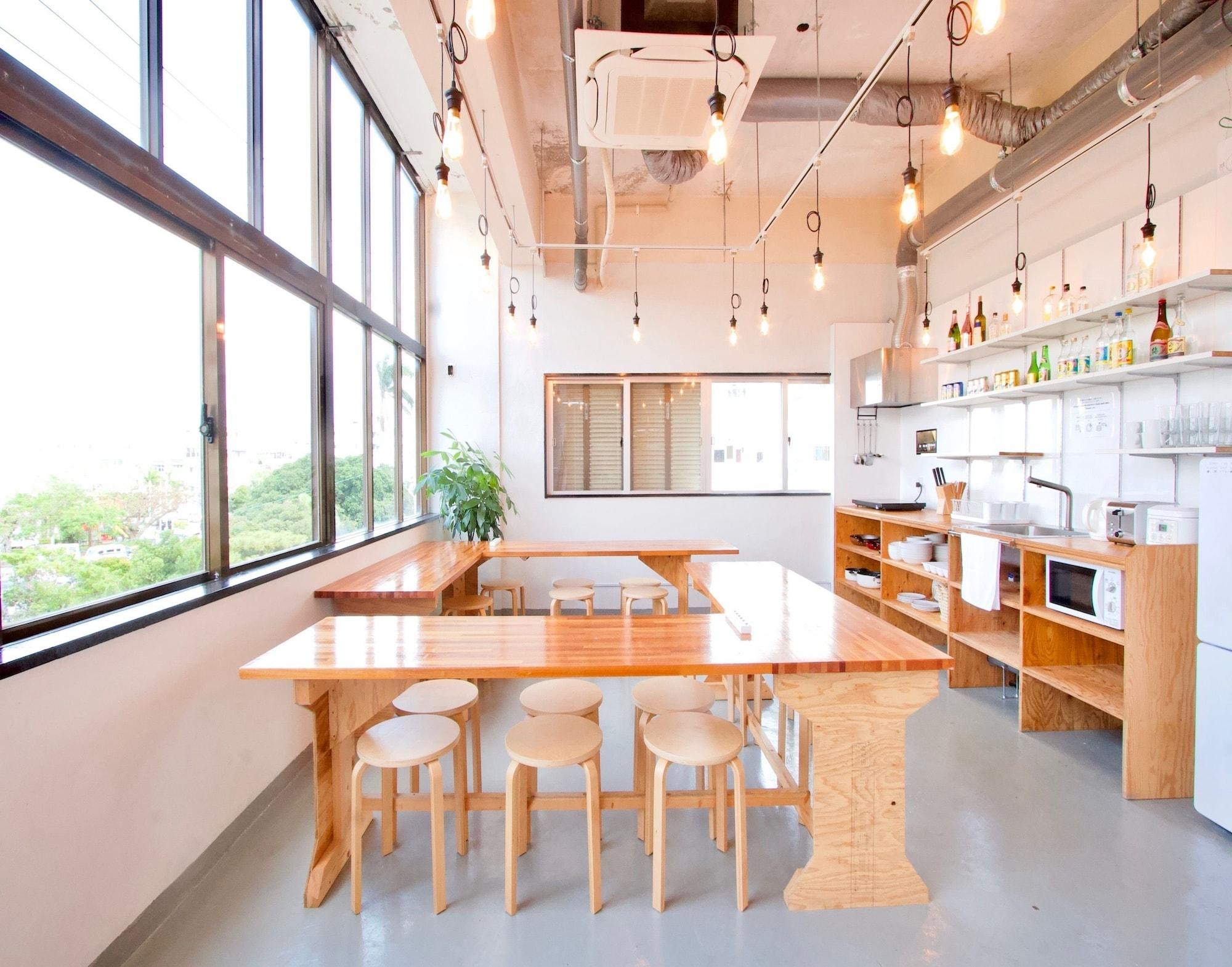 Restaurant Ishigaki Guesthouse Hive - Hostel