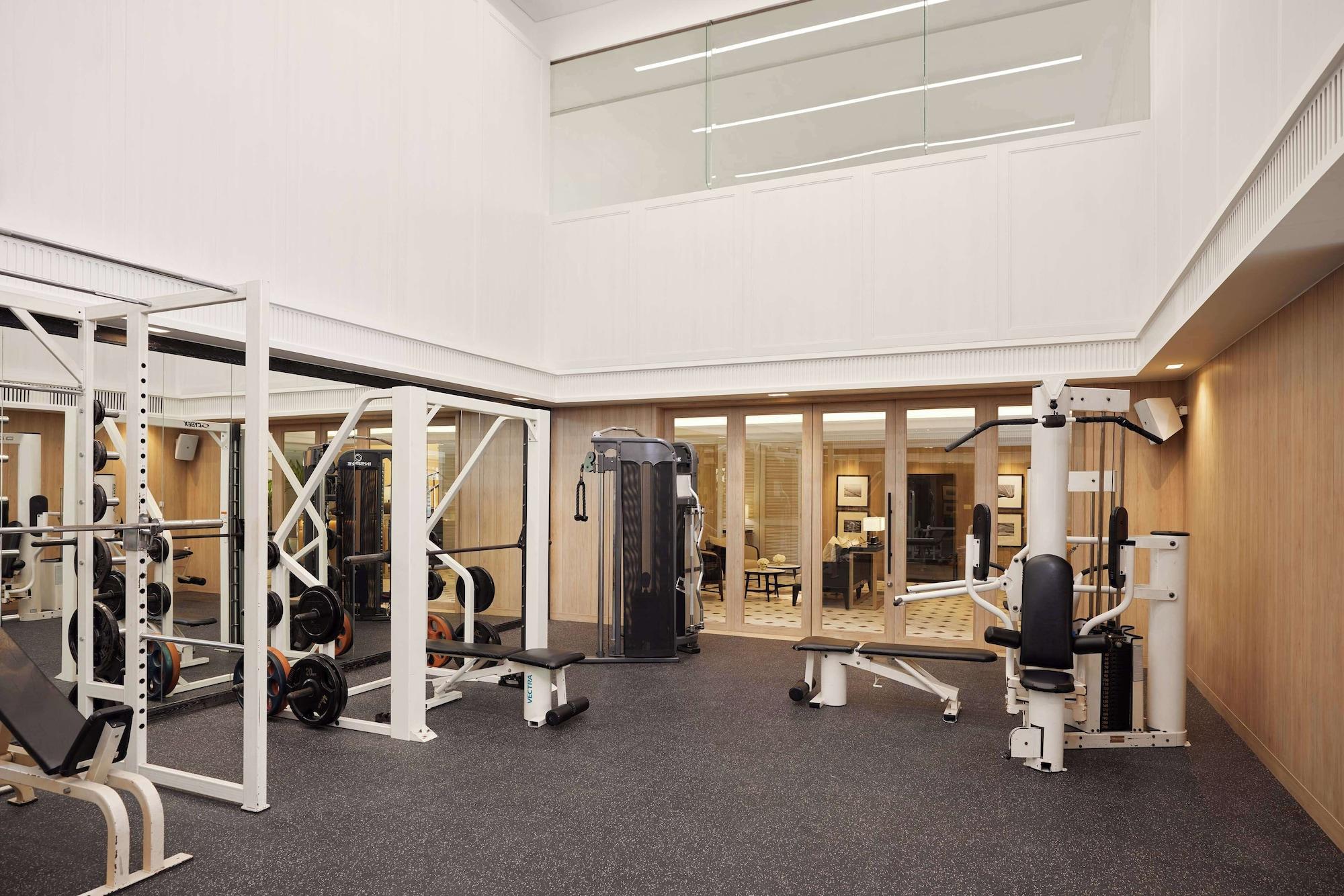 Gimnasio Dusit Thani Hua Hin