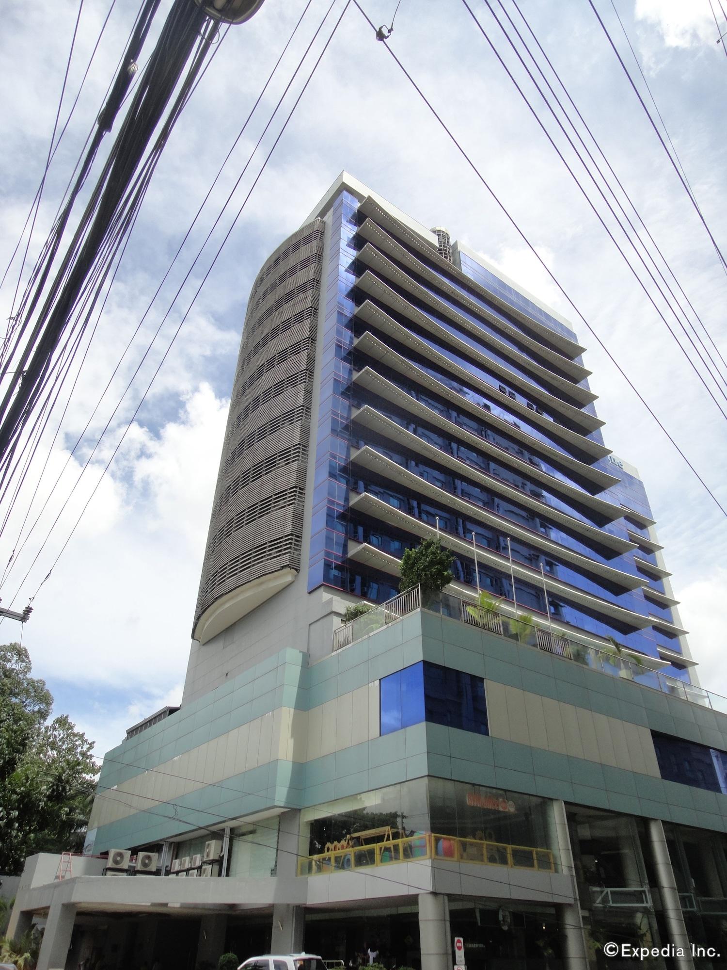 Vista Exterior Cebu Parklane International Hotel