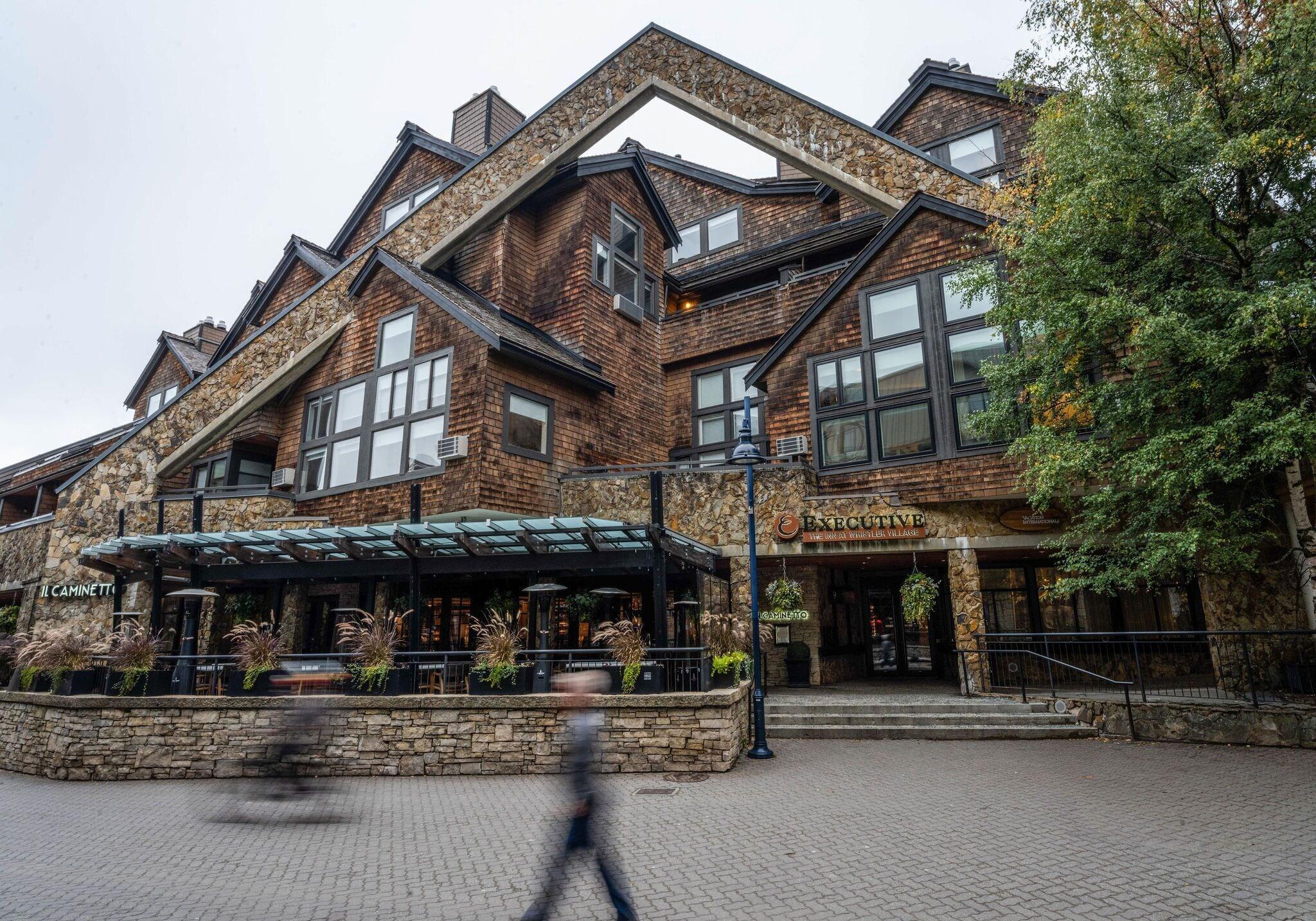 Vista Exterior Executive - The Inn at Whistler Village