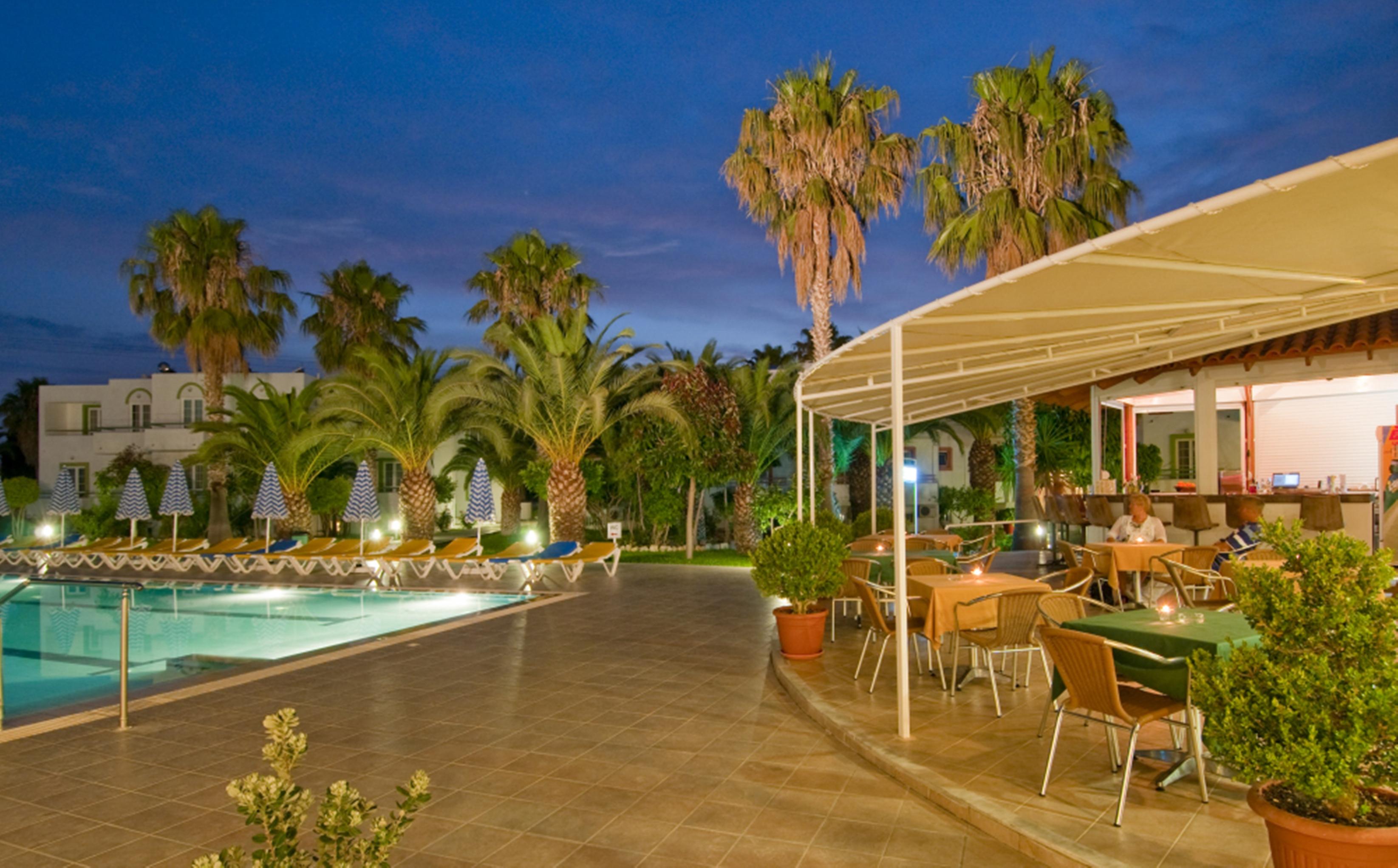 Bar/Salón Alexandra Beach Hotel