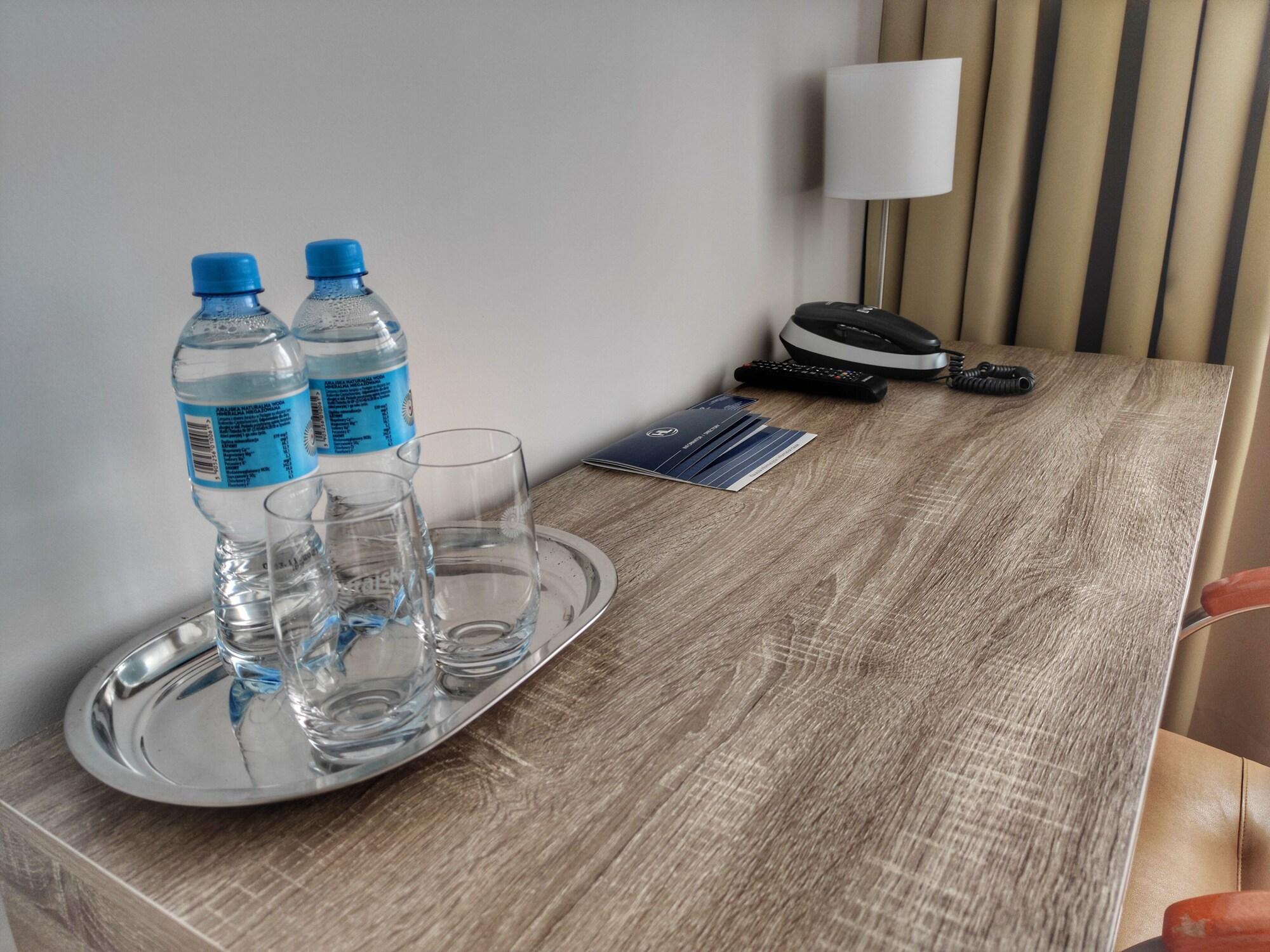 Set de Habitación Logos